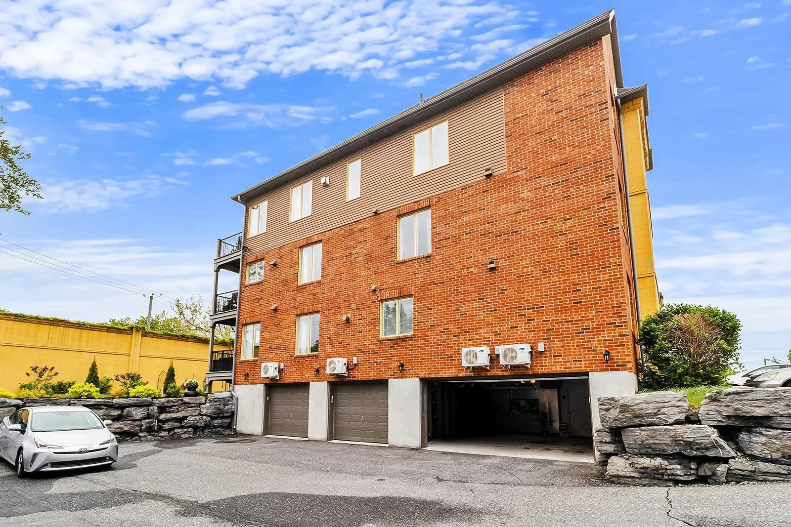 Face arrière Face arrière,