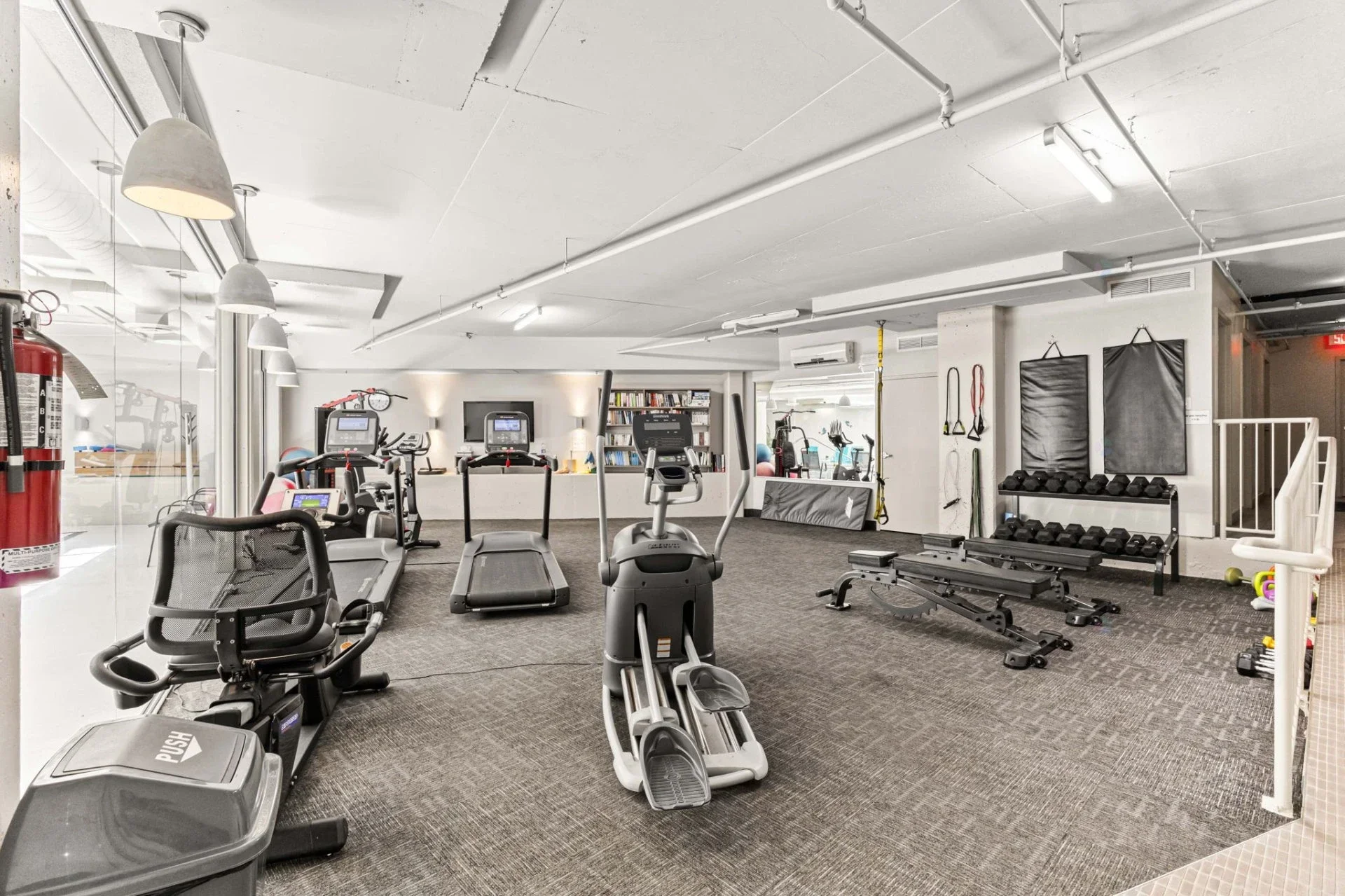 Salle d’exercice Salle d'exercice,