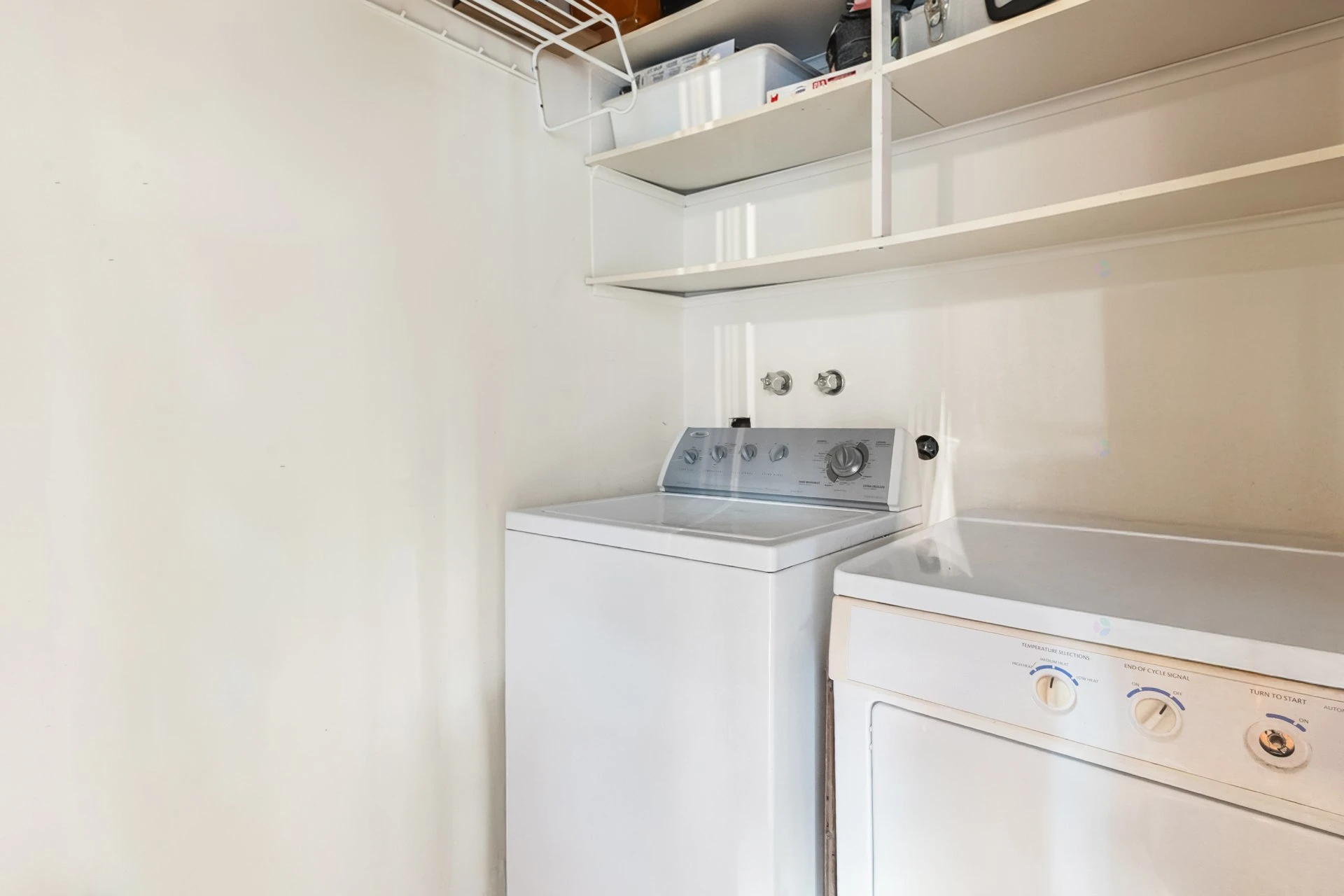 Salle de lavage Salle de lavage,