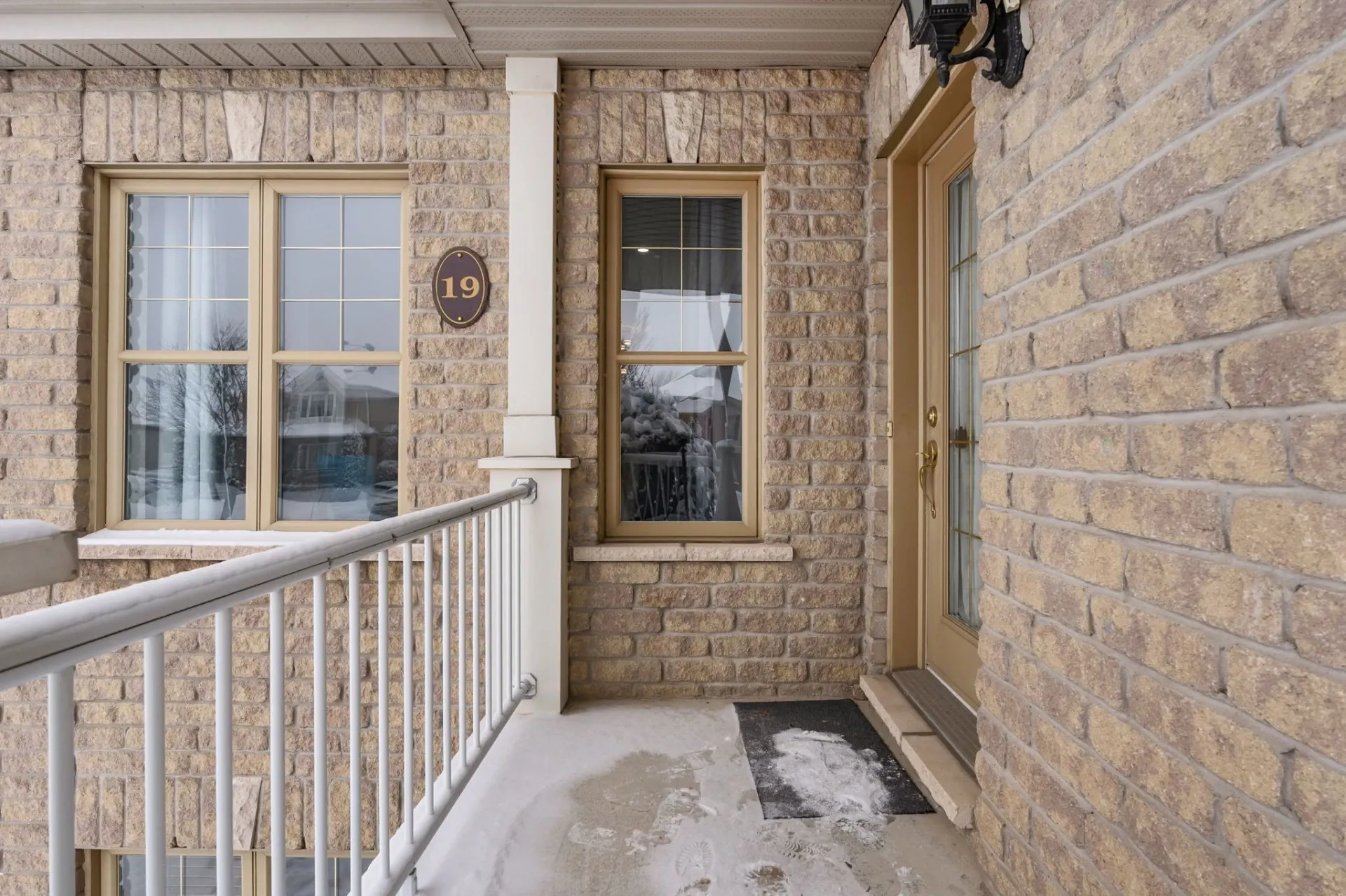 Entrée extérieure Entrée extérieure,