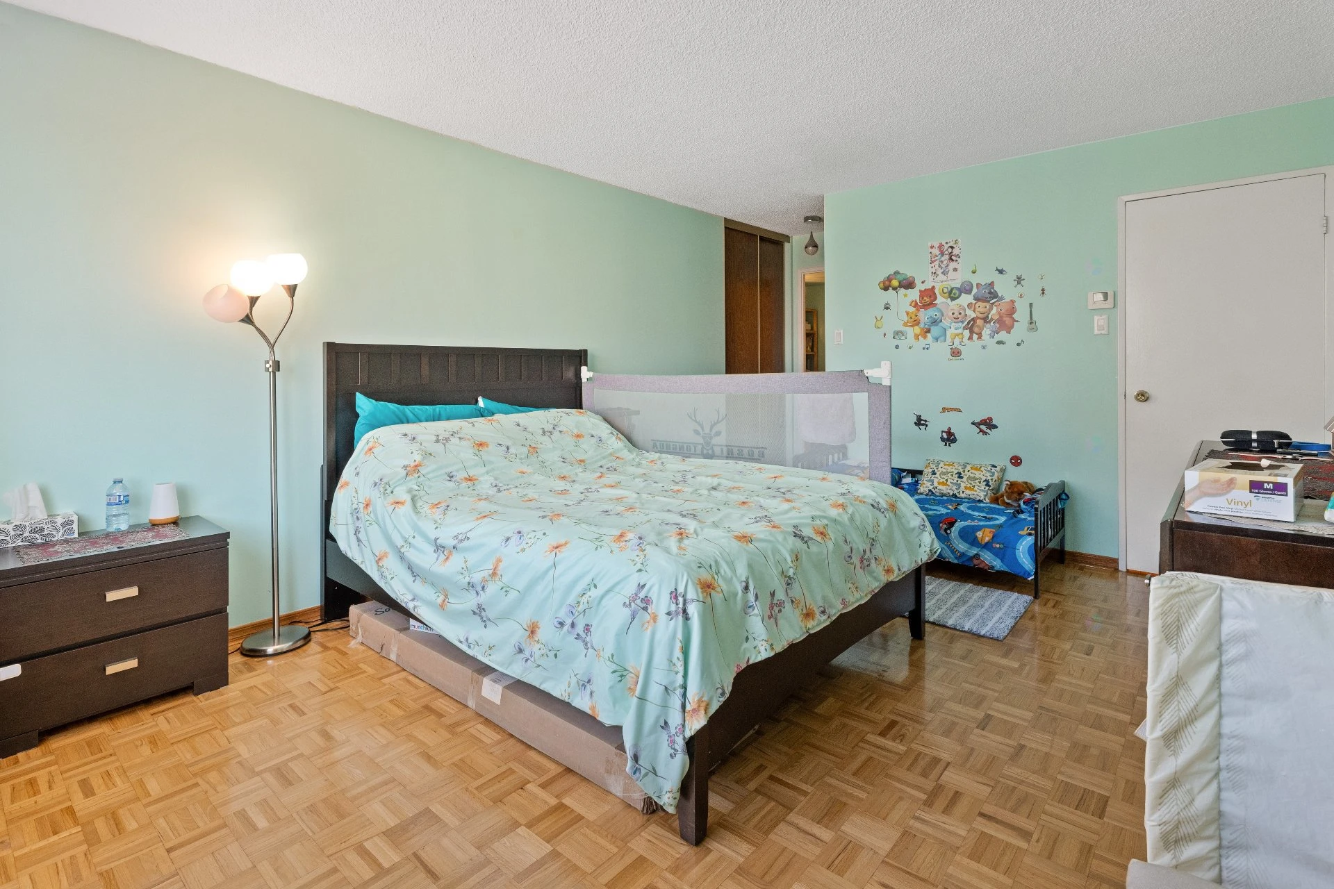 Chambre à coucher principale Chambre à coucher principale,