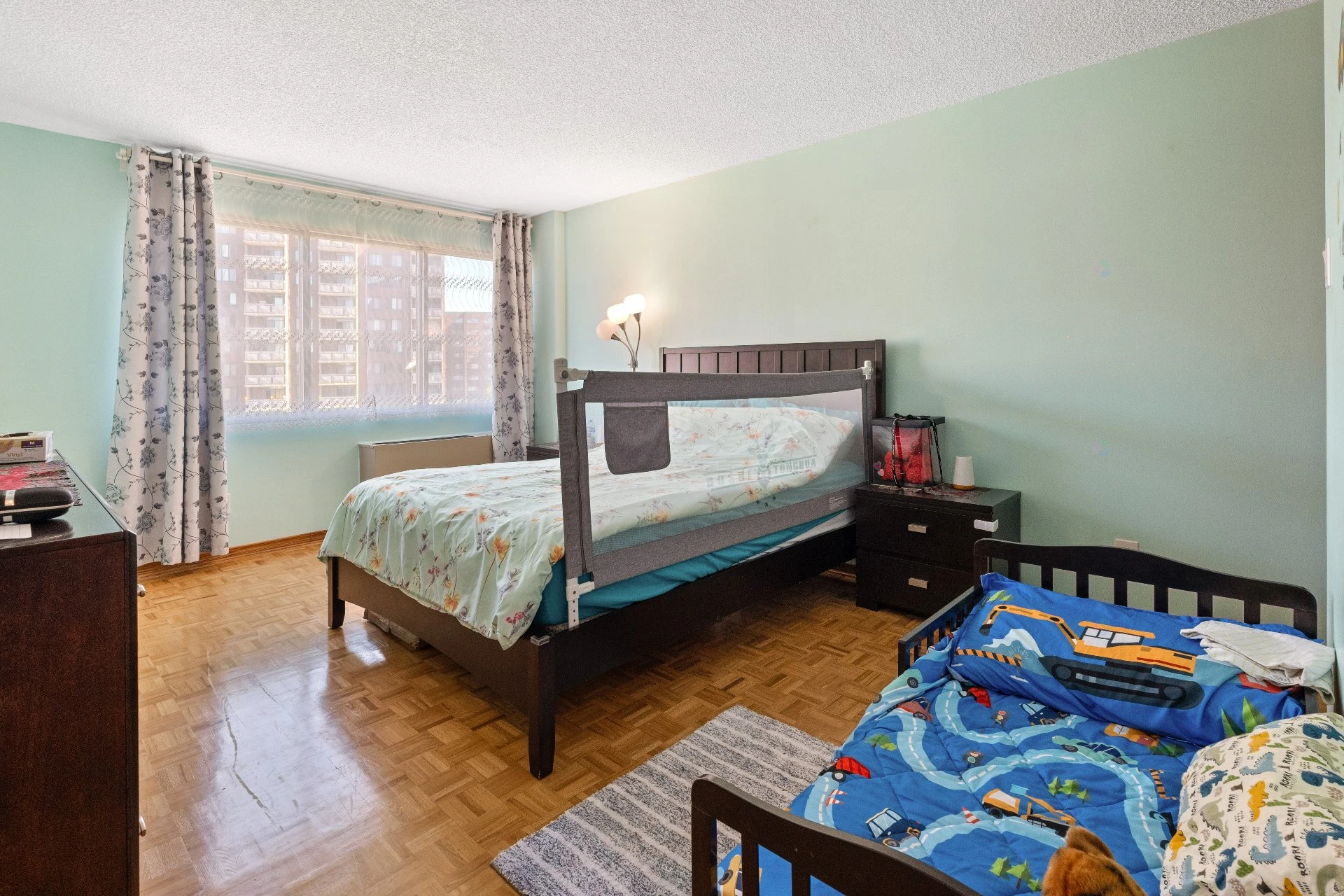 Chambre à coucher principale Chambre à coucher principale,