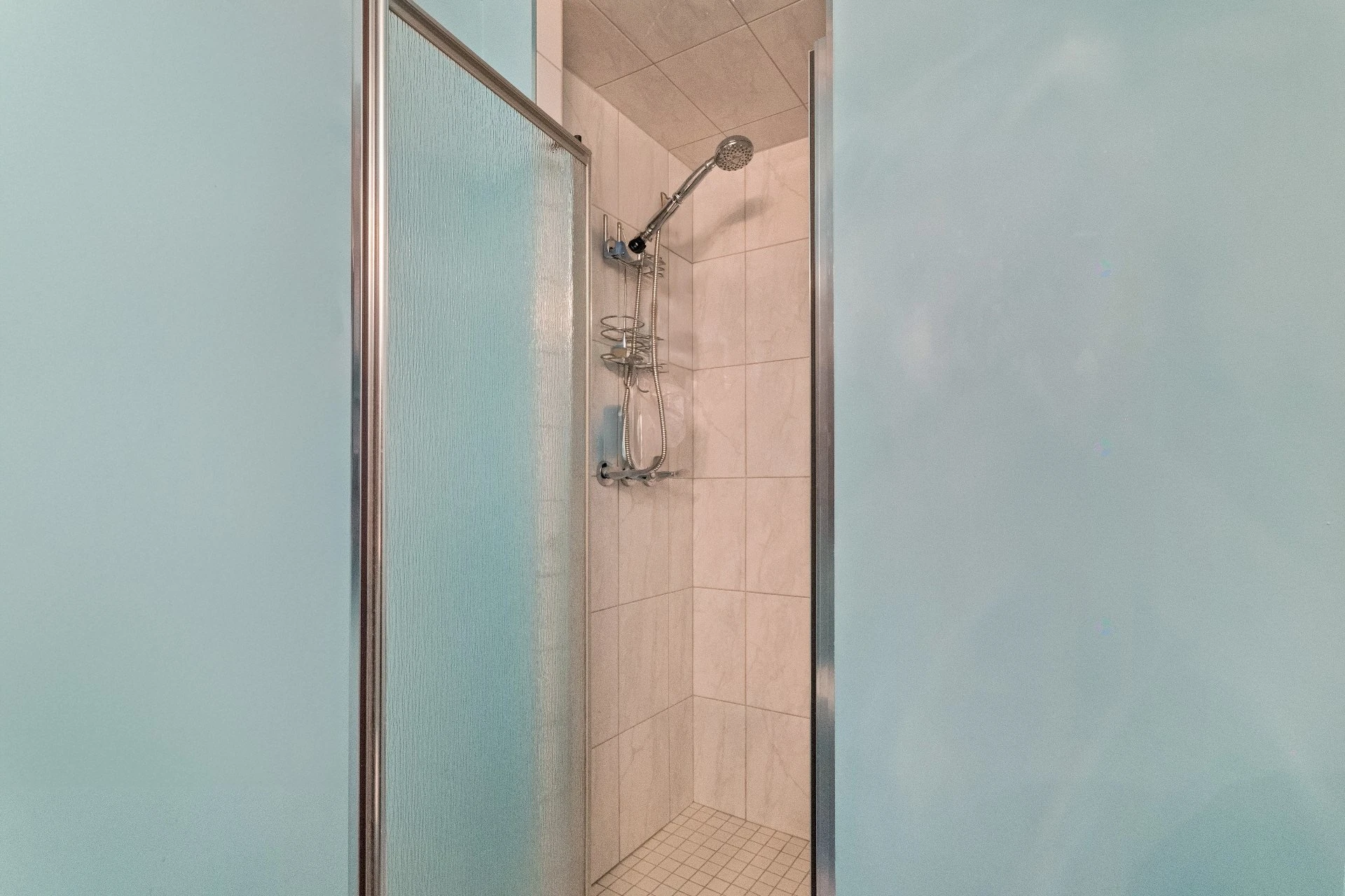 Salle de bains attenante à la CCP Salle de bains attenante à la CCP,