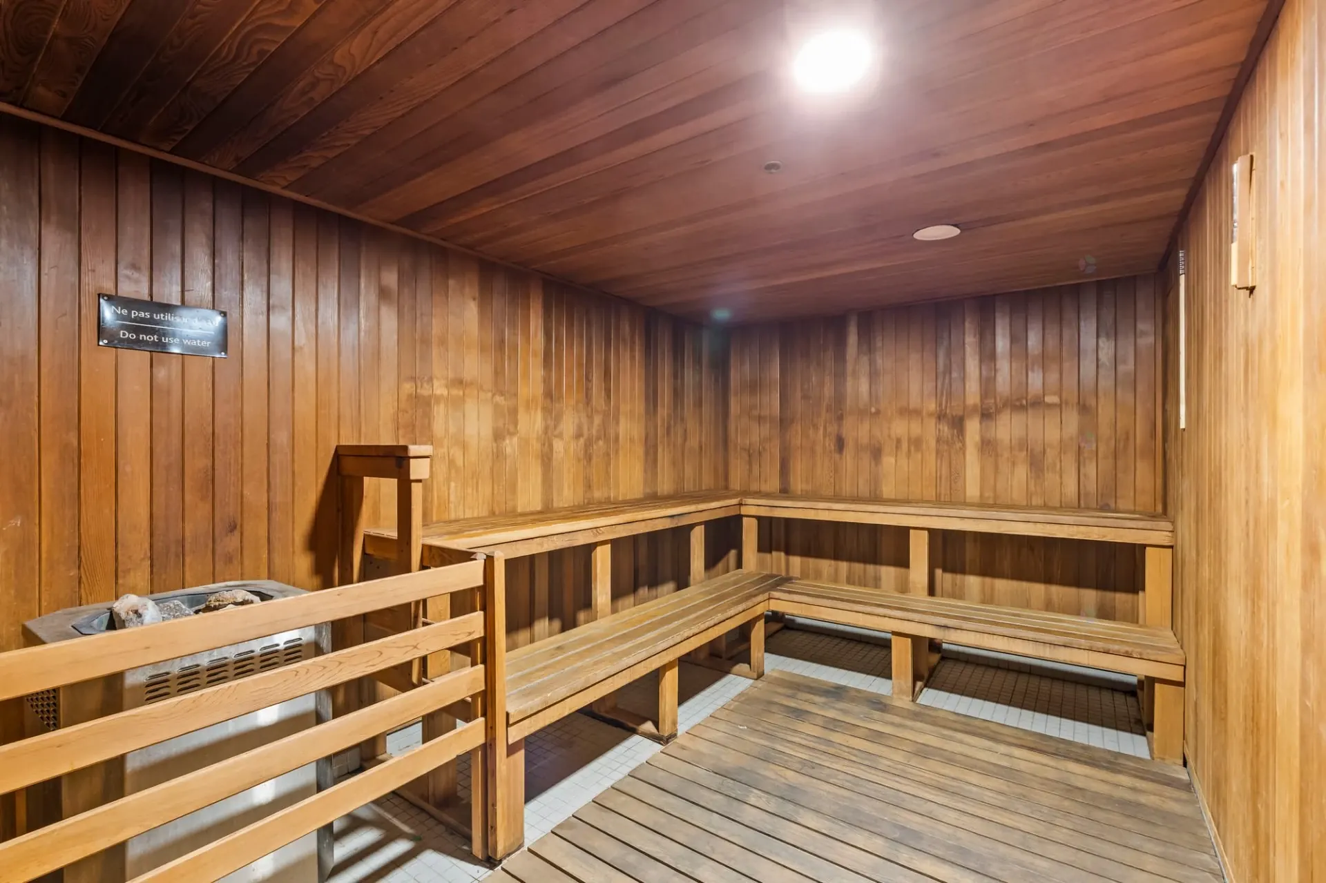 Sauna Sauna,