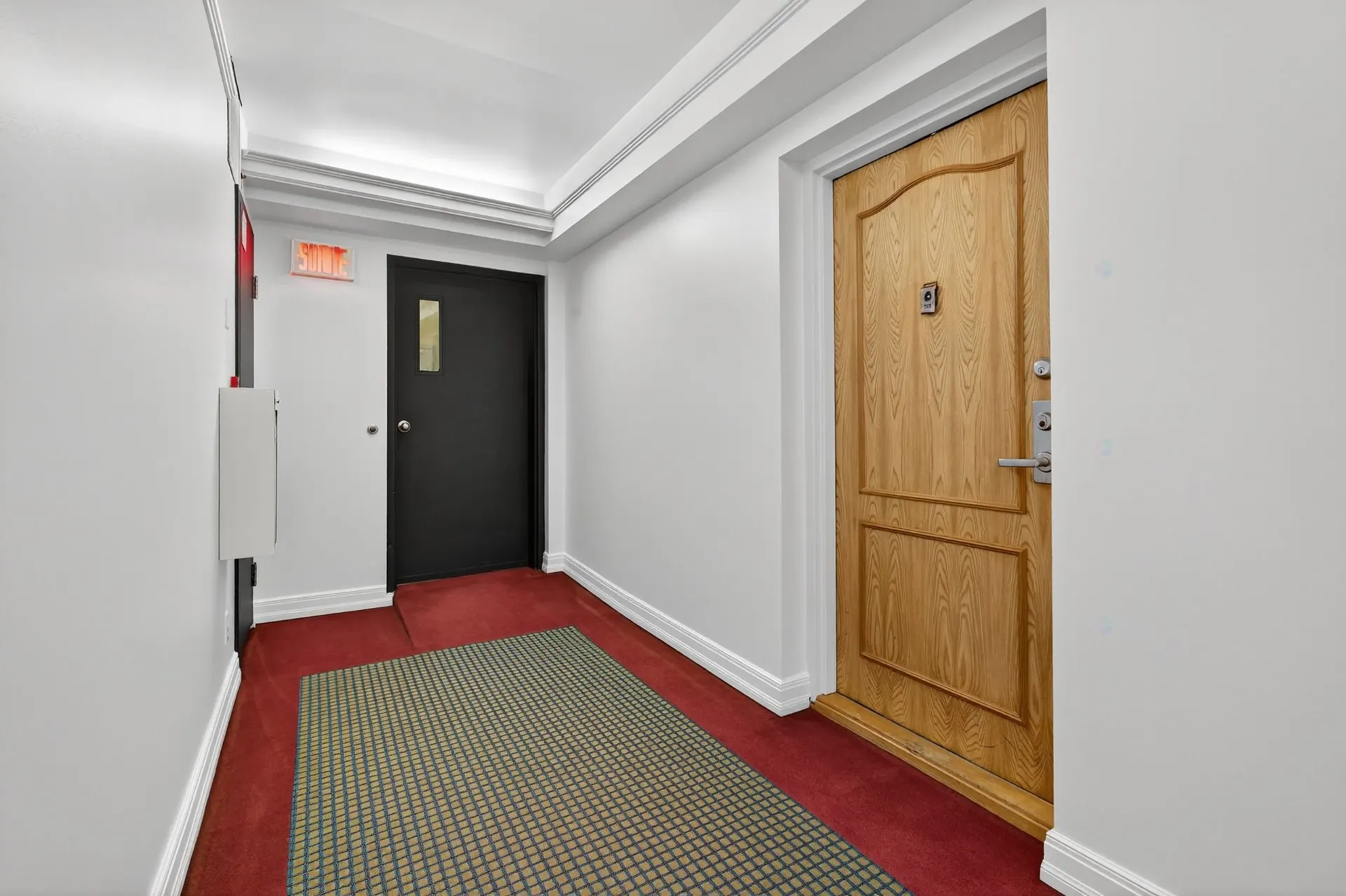 Entrée extérieure Entrée extérieure,