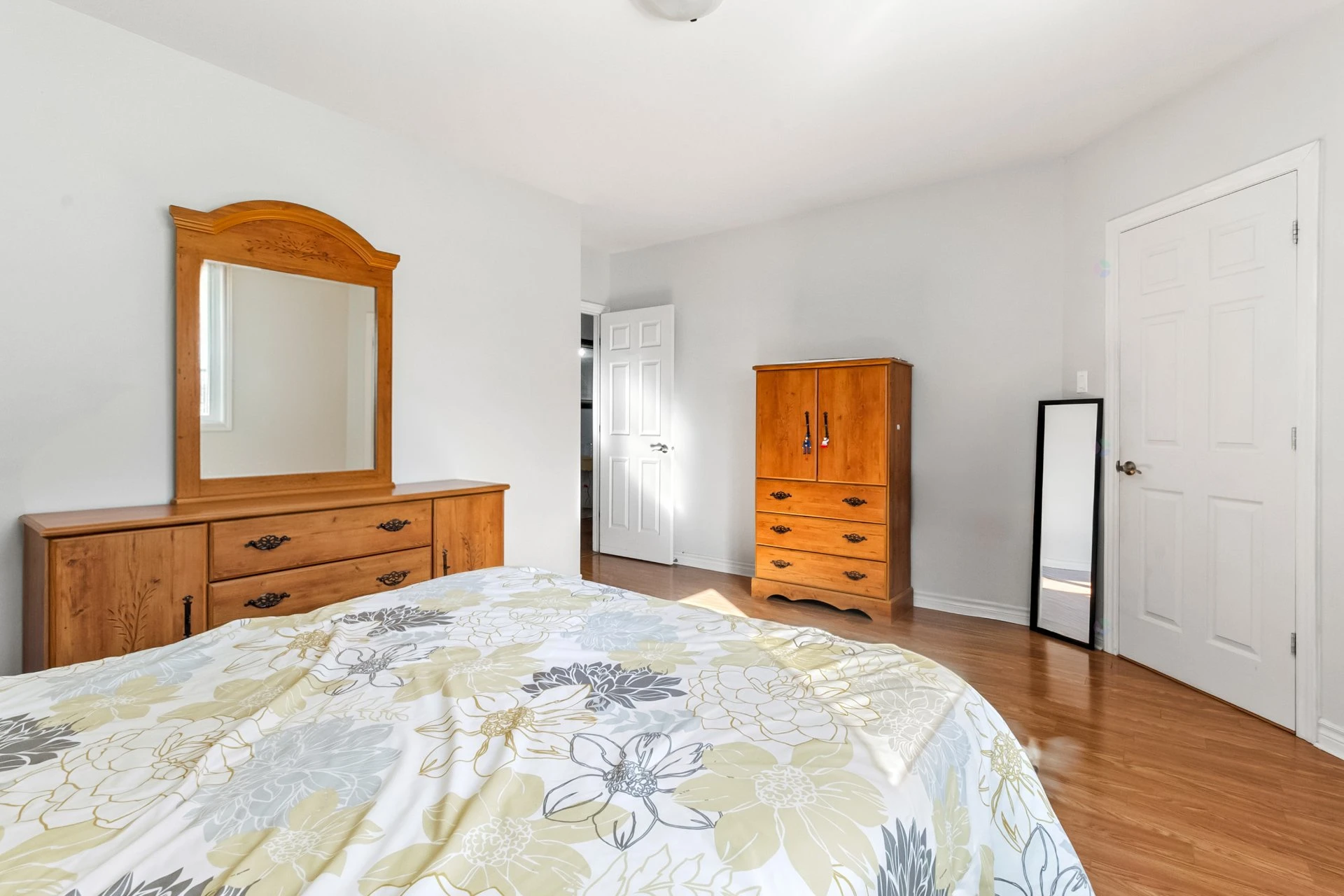 Chambre à coucher principale Chambre à coucher principale,