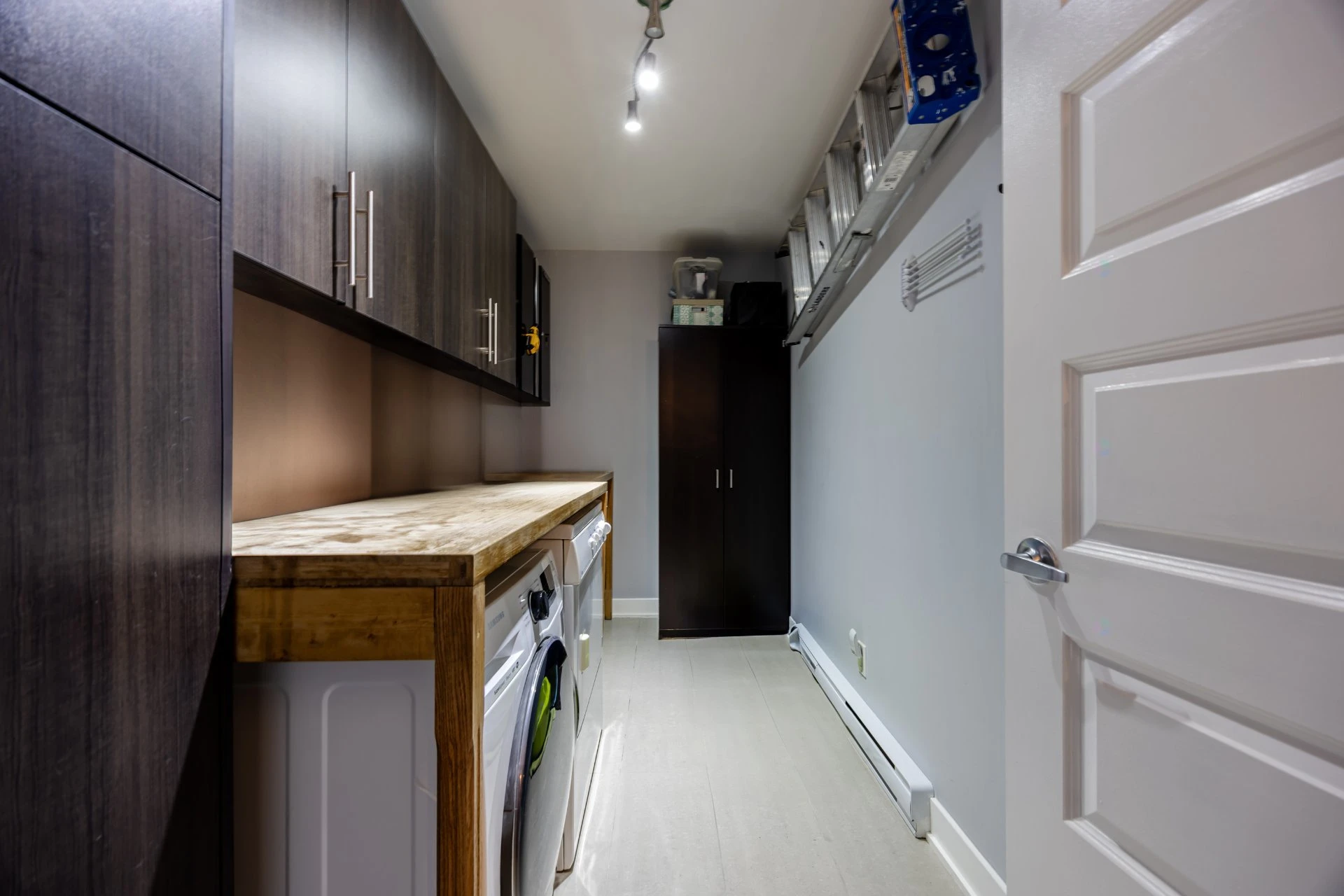 Salle de lavage Salle de lavage,