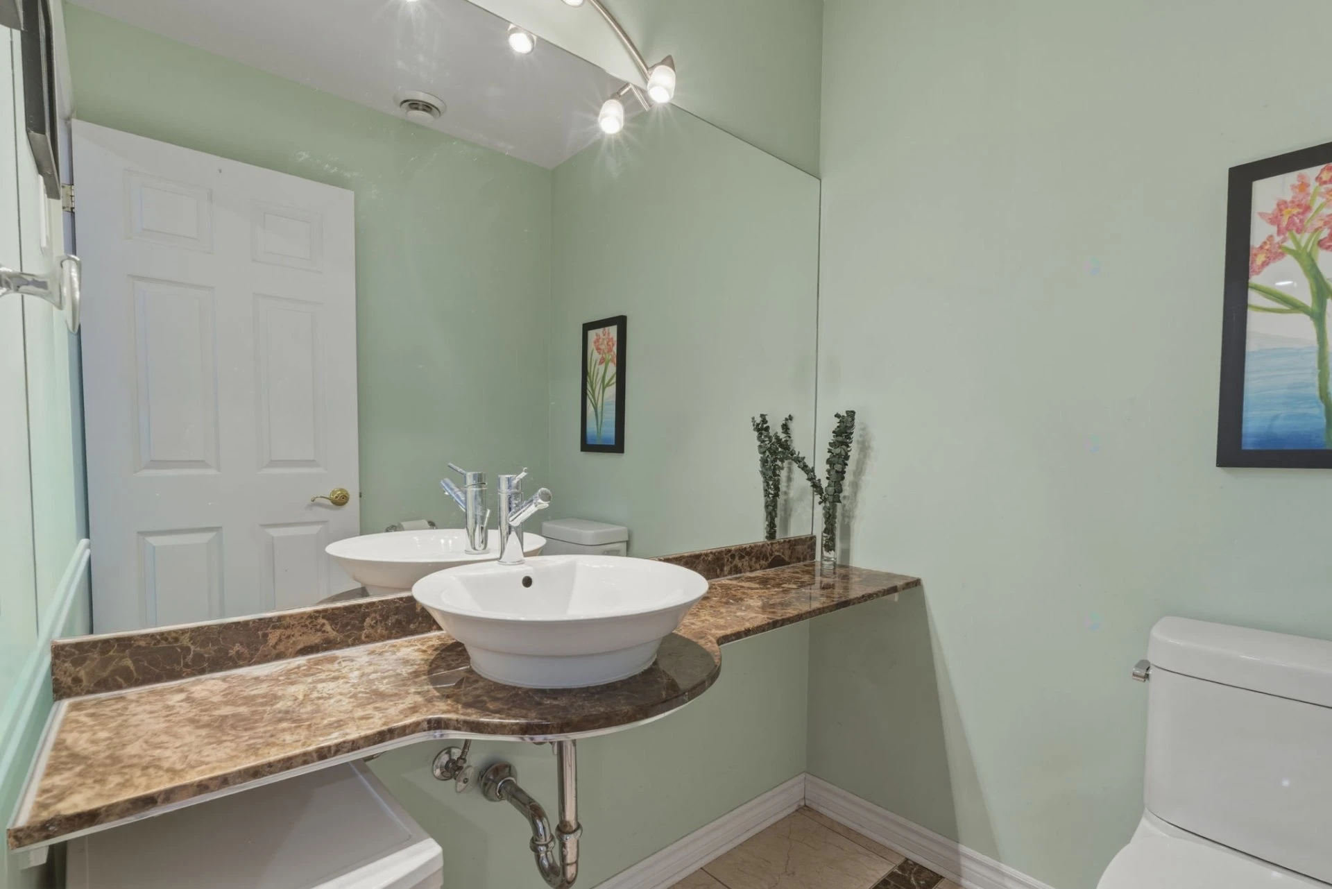 Salle d’eau Salle d'eau,