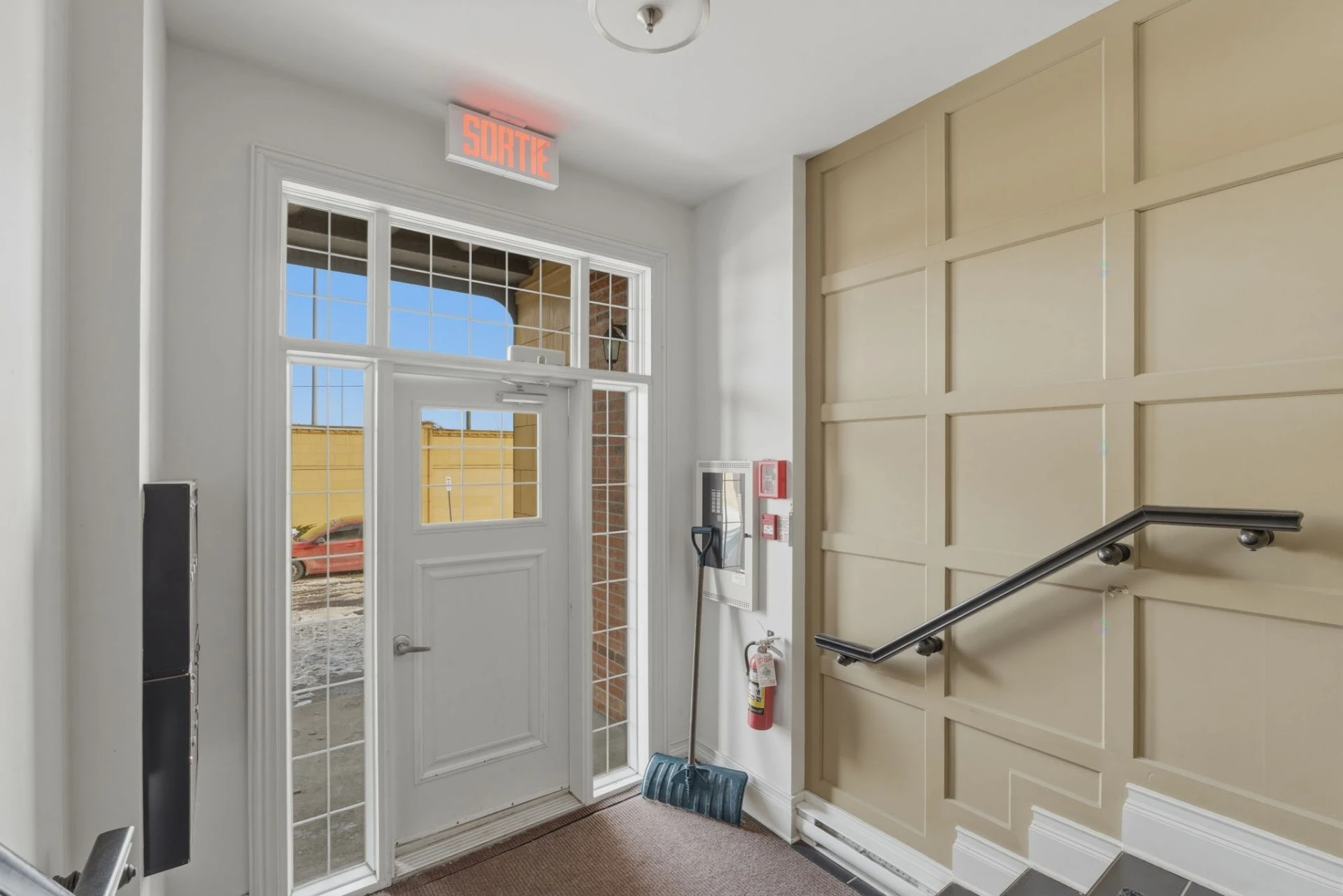 Hall d’entrée/Vestibule Hall d'entrée/Vestibule,