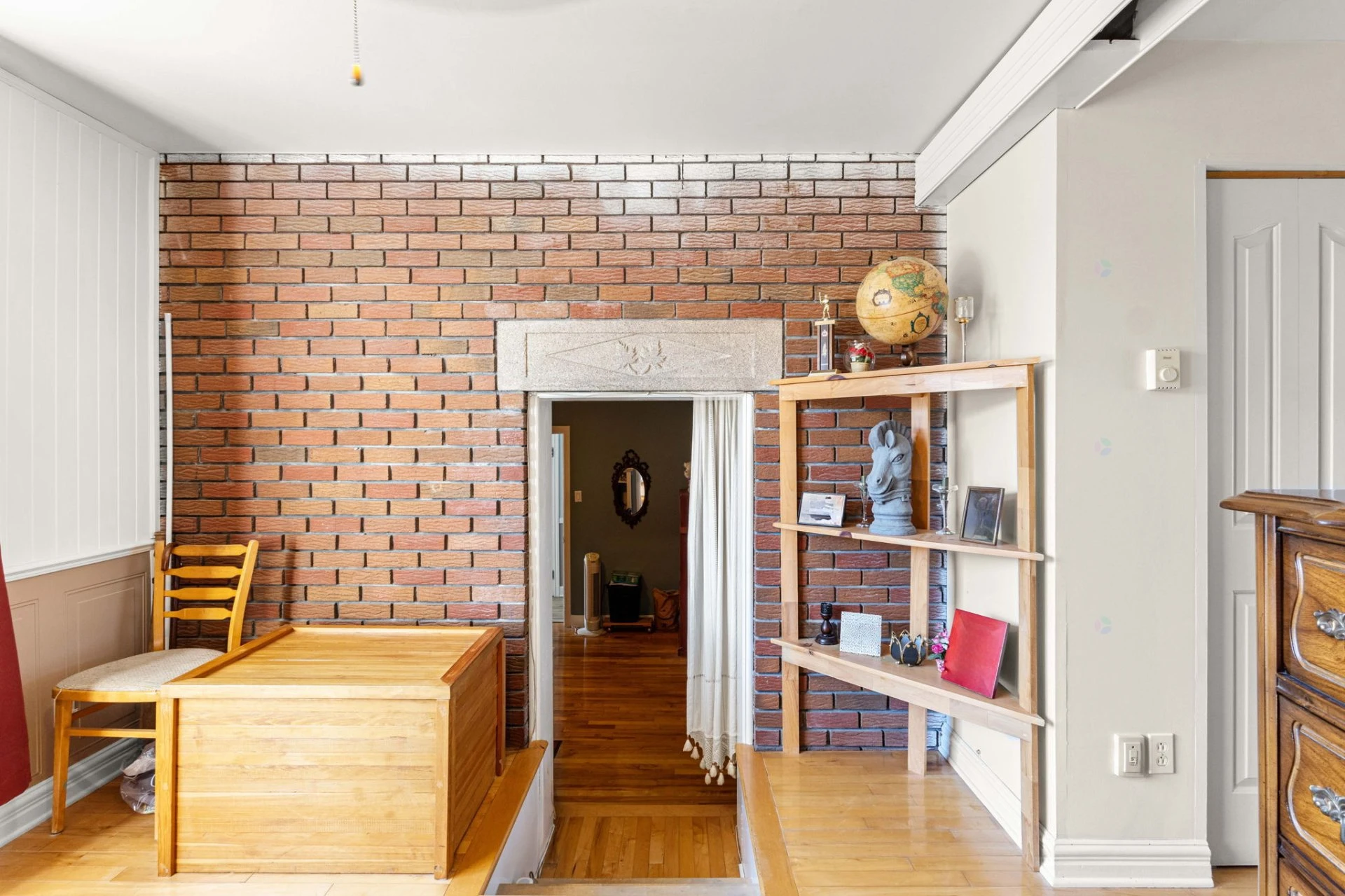 Mezzanine Mezzanine,