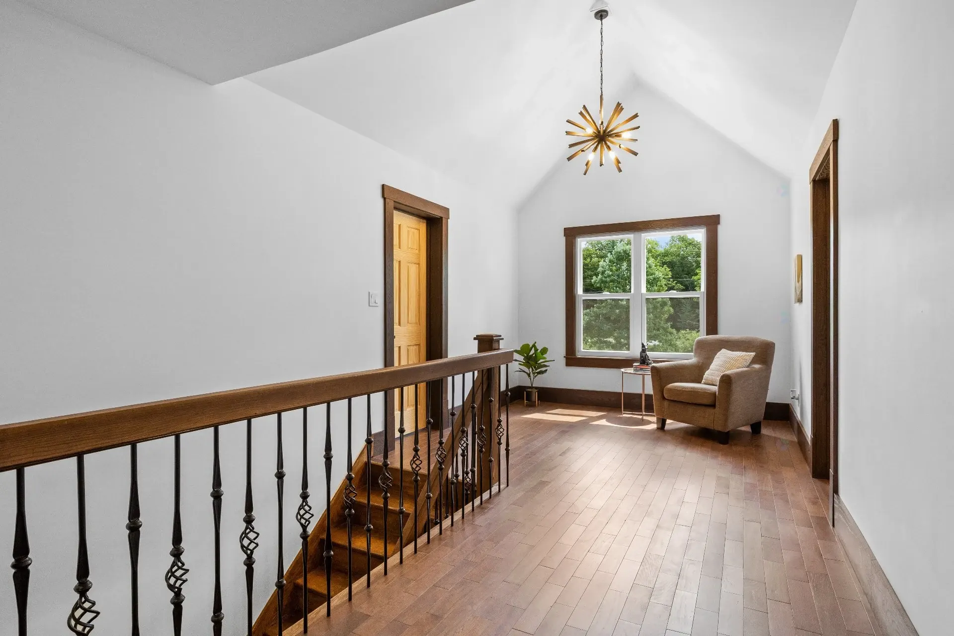 Mezzanine Mezzanine,