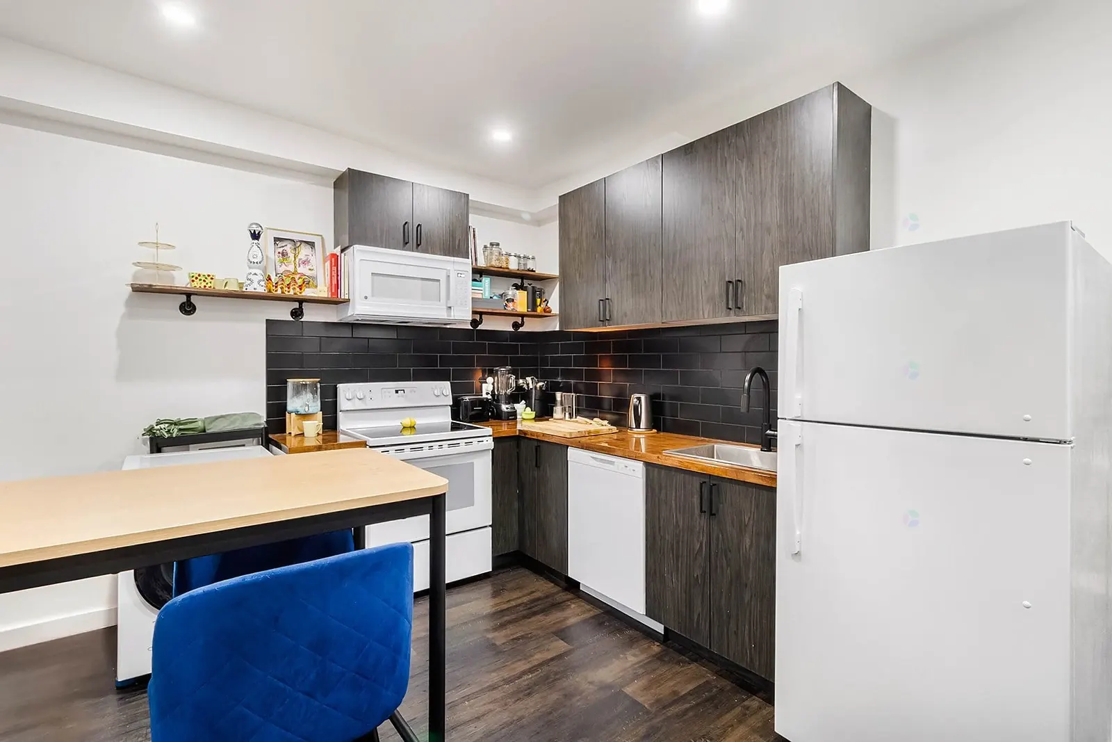 Salle à manger Salle à manger,