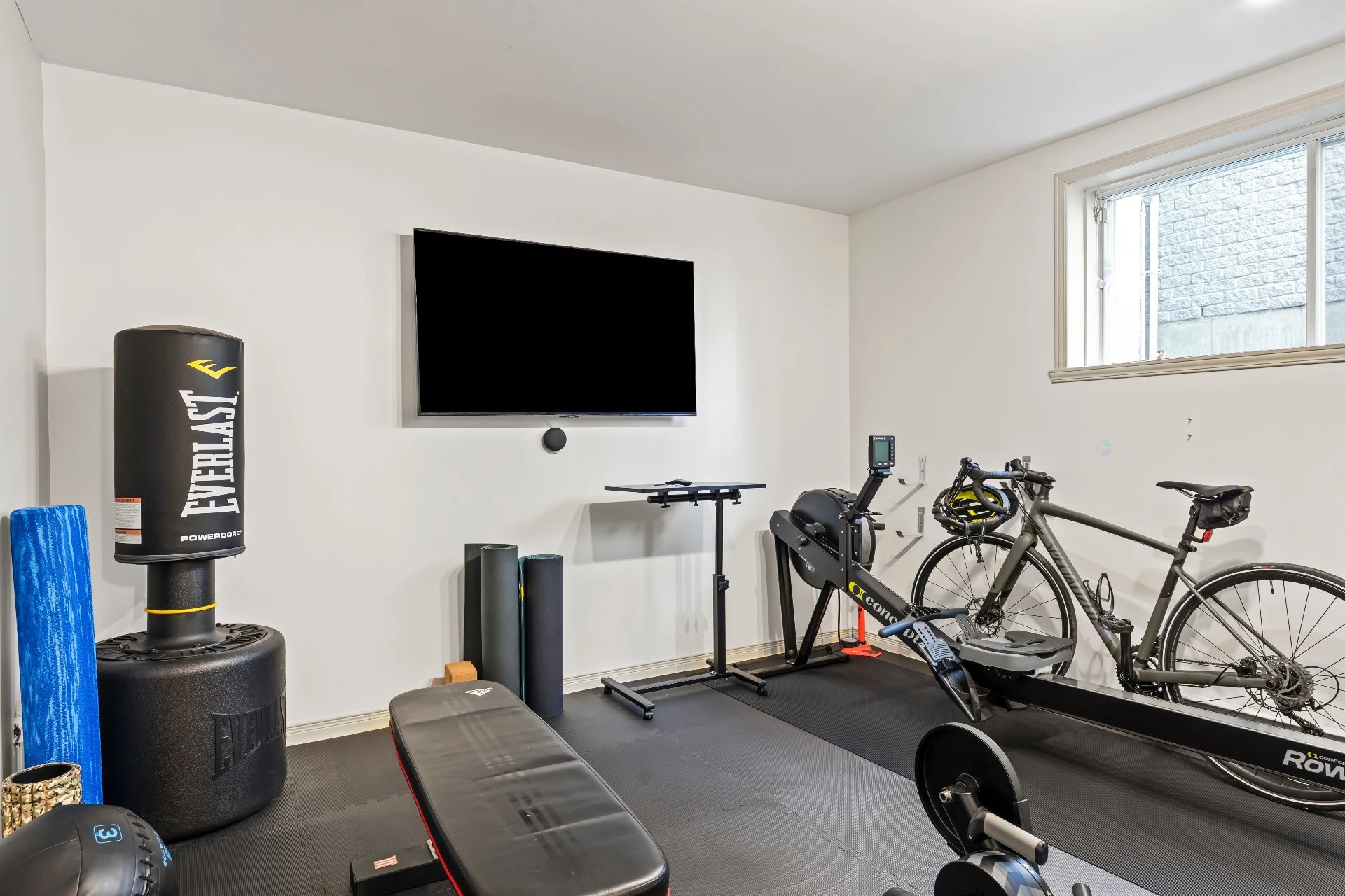 Salle d’exercice Salle d'exercice,