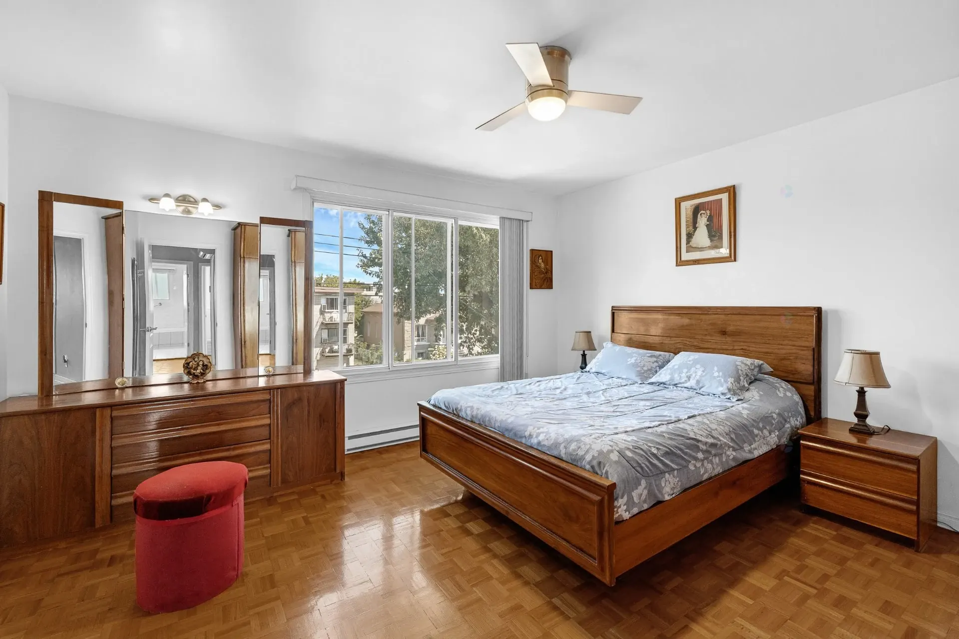 Chambre à coucher principale Chambre à coucher principale,