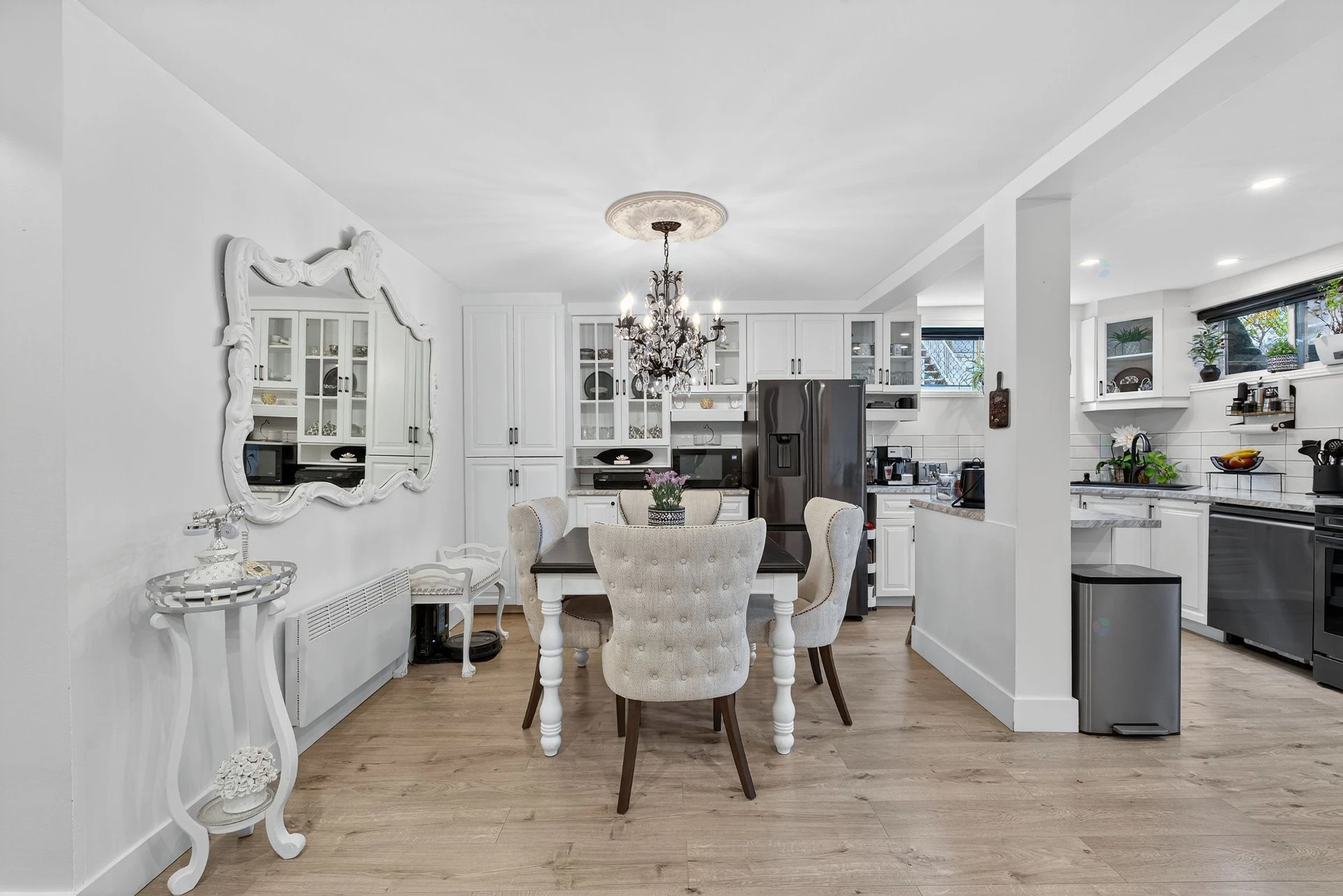 Salle à manger Salle à manger,