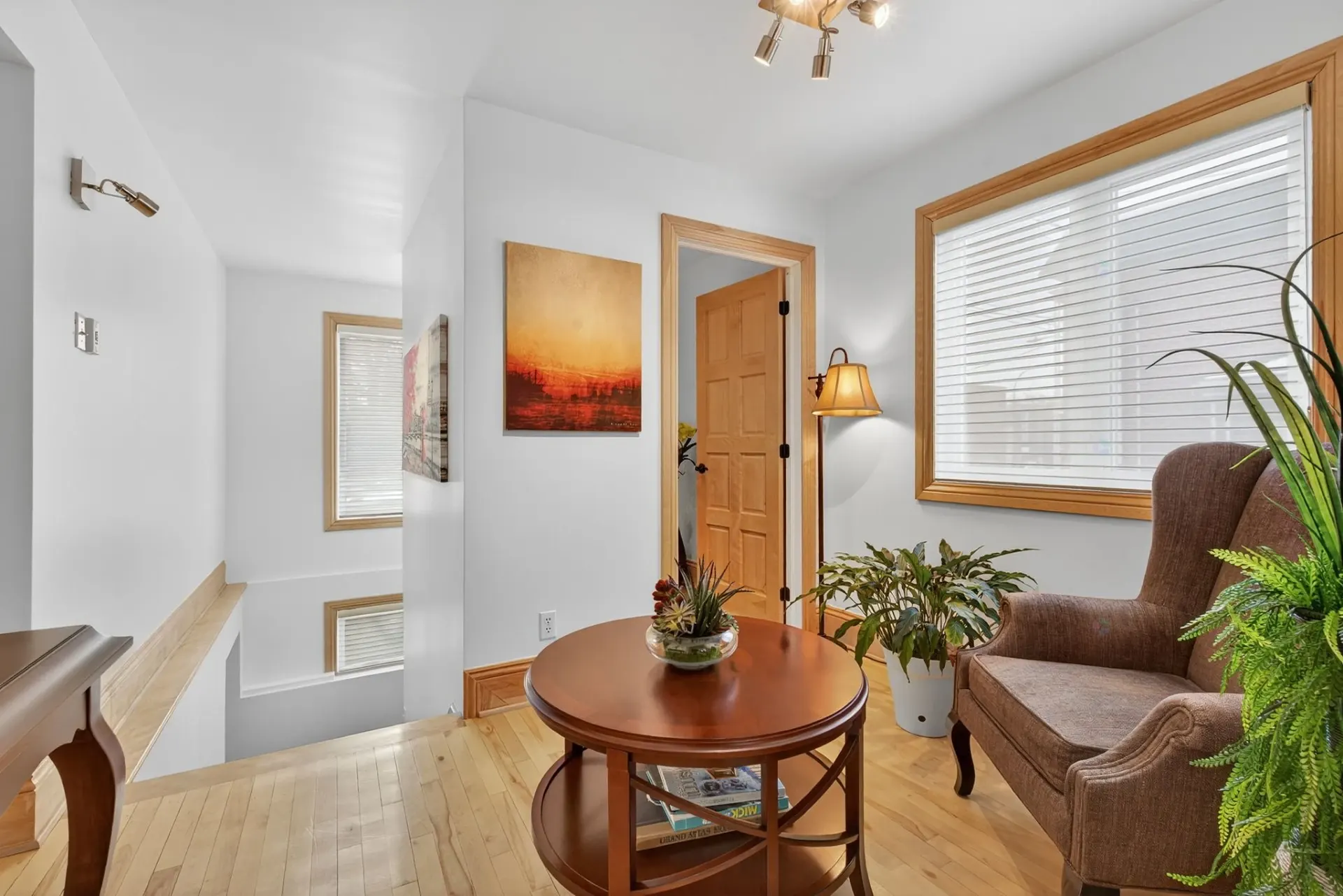 Mezzanine Mezzanine,