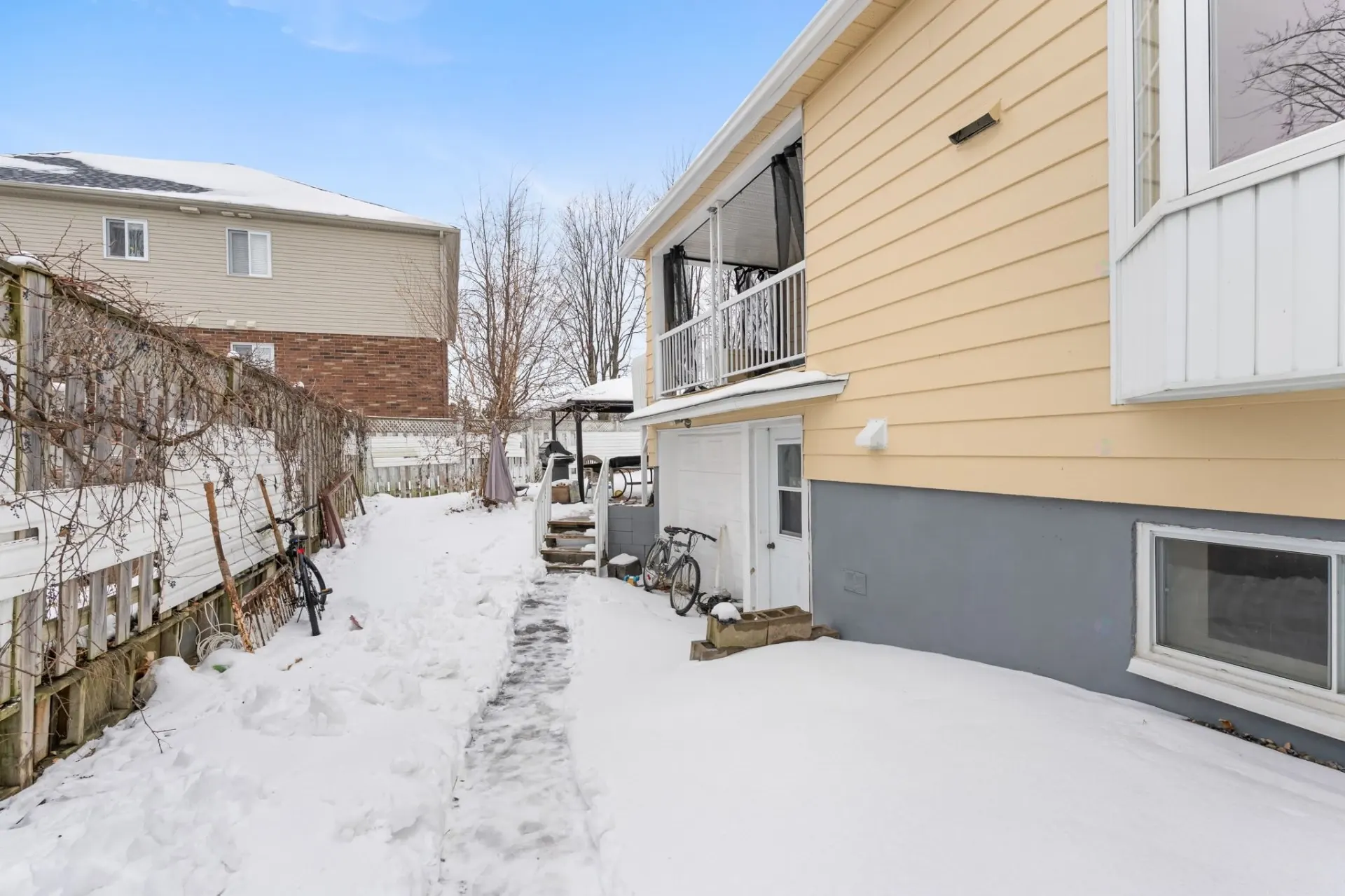 Extérieur Extérieur,