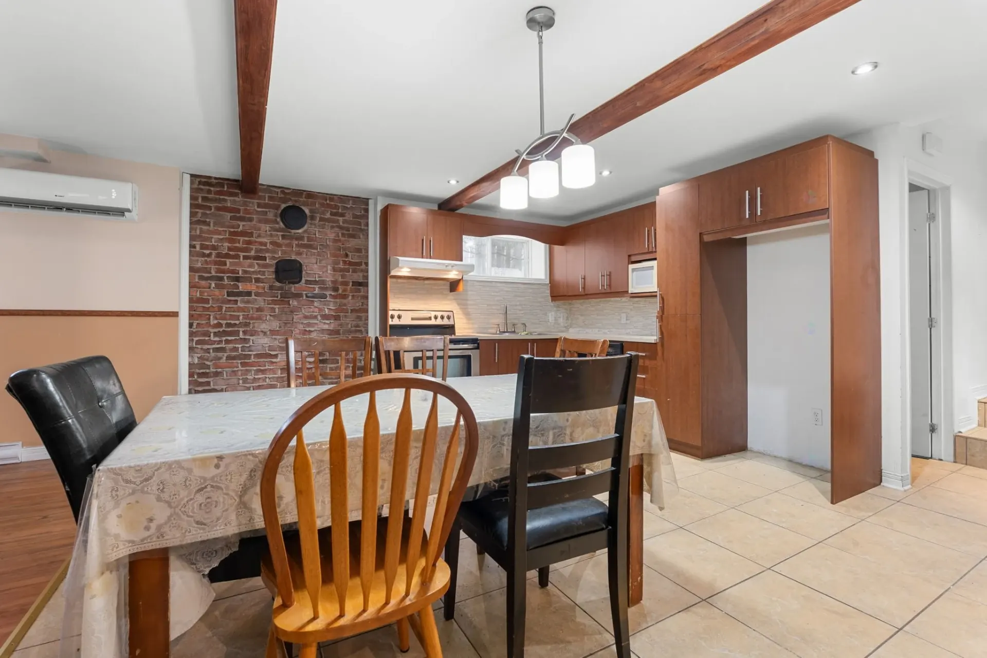 Salle à manger Salle à manger,