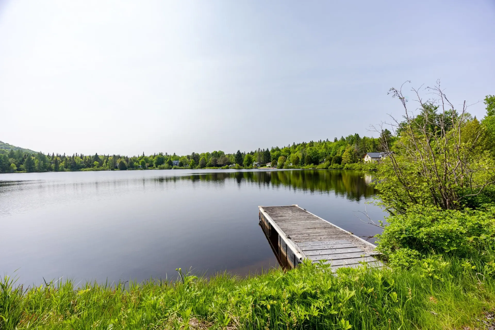 Accès au plan d’eau Accès au plan d'eau,