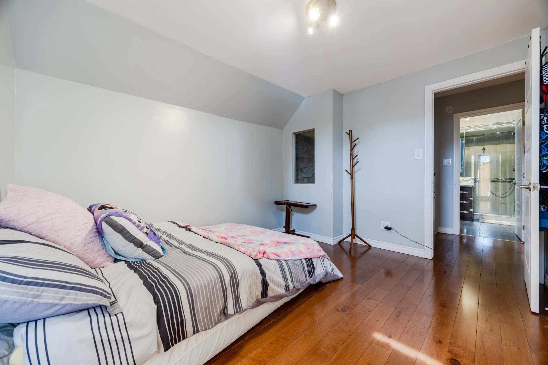 Chambre à coucher Chambre à coucher,