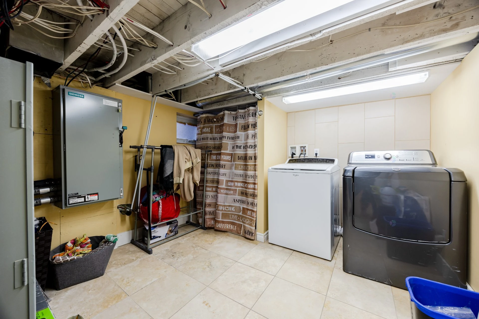 Salle de lavage Salle de lavage,