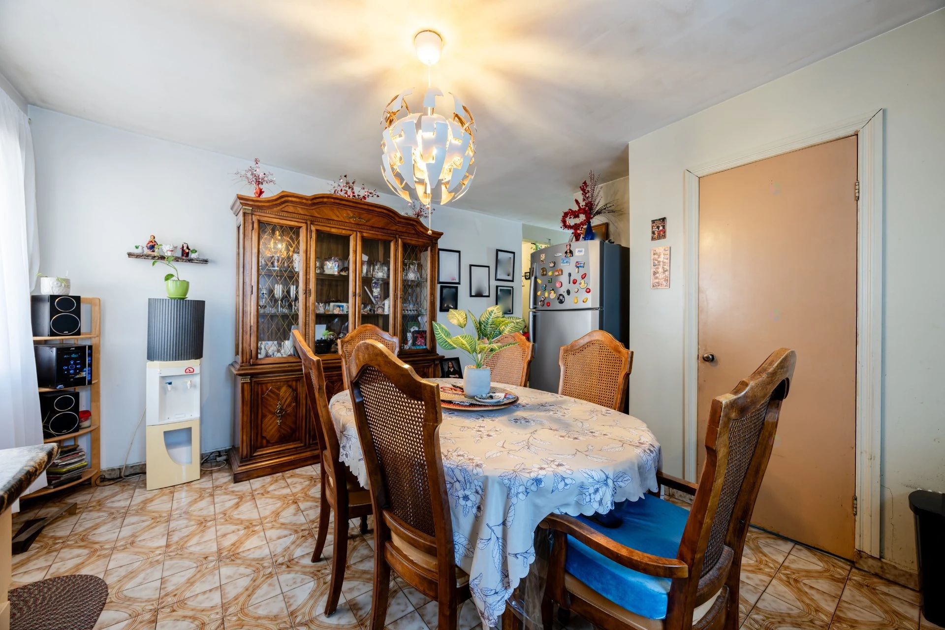 Salle à manger Salle à manger,