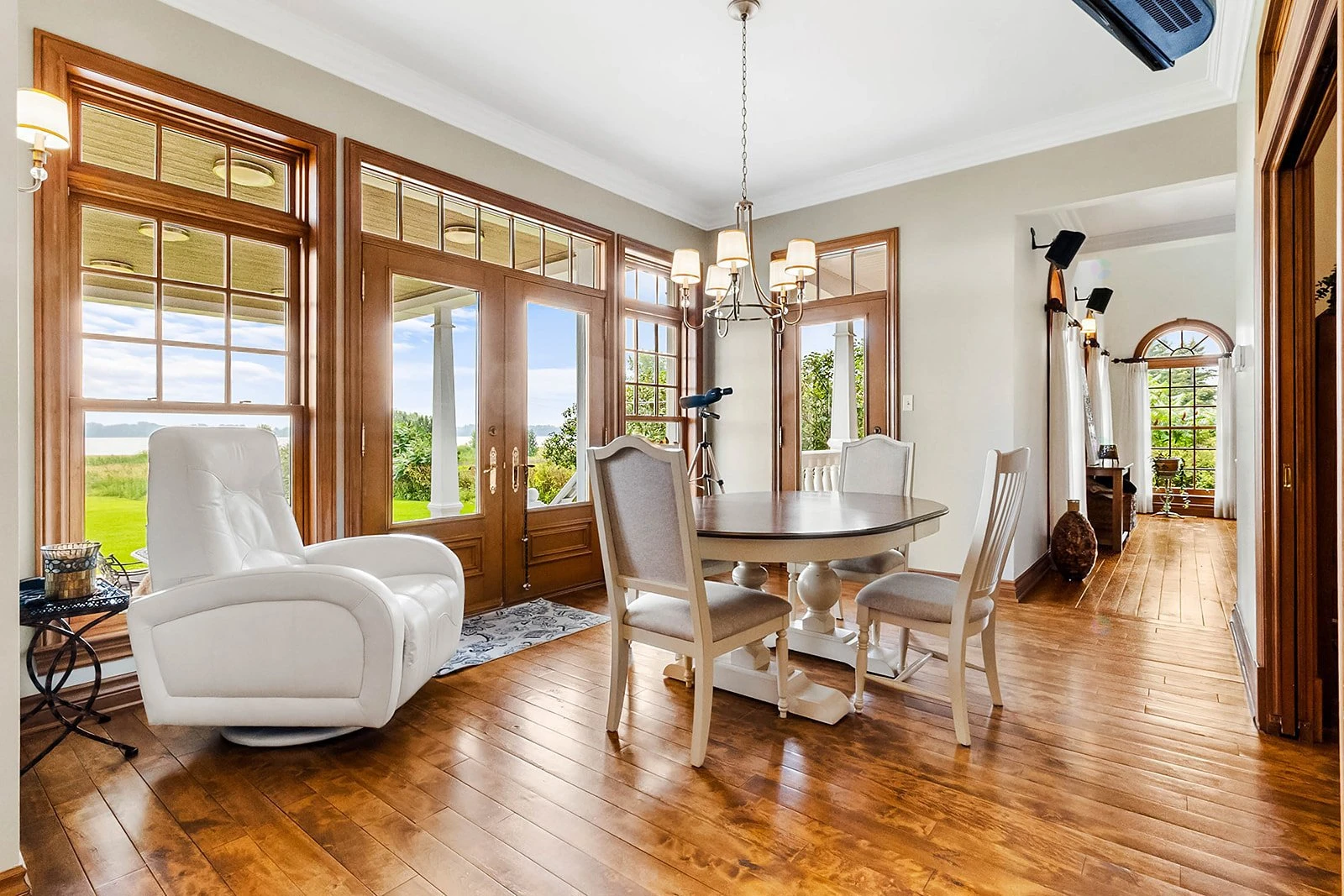 Coin-repas Coin-repas,