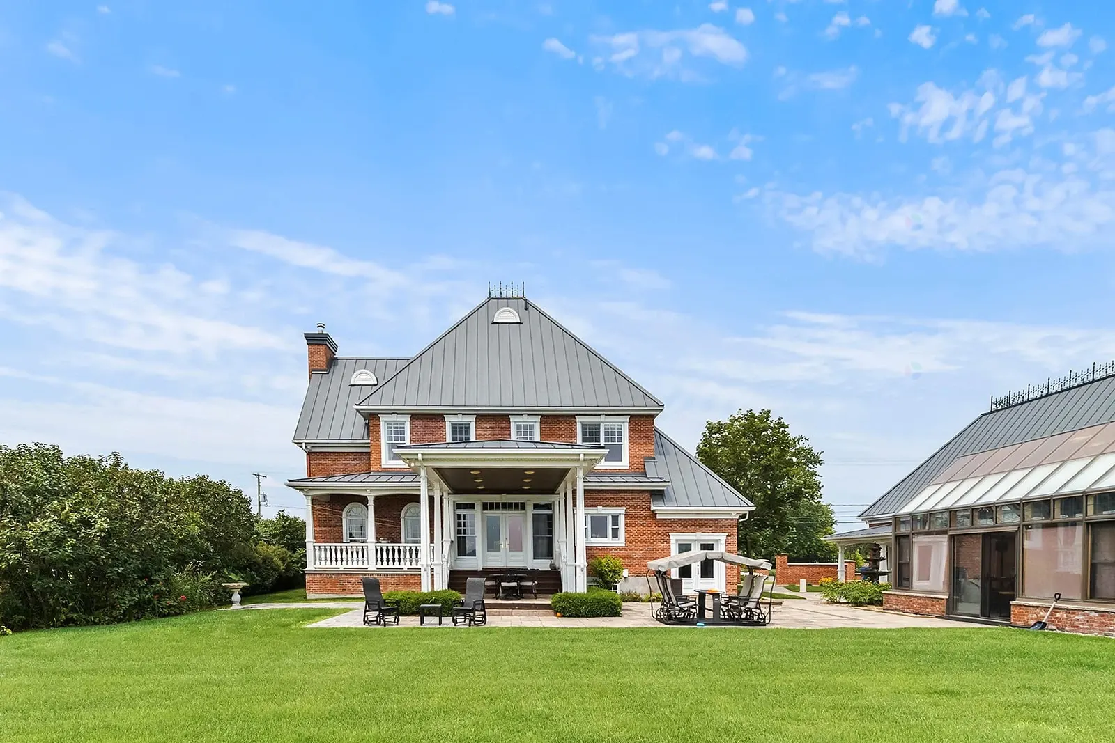 Face arrière Face arrière,