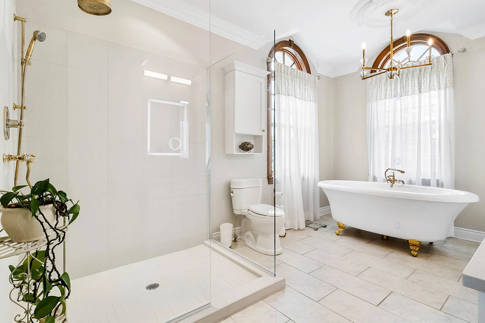 Salle de bains attenante à la CCP Salle de bains attenante à la CCP,