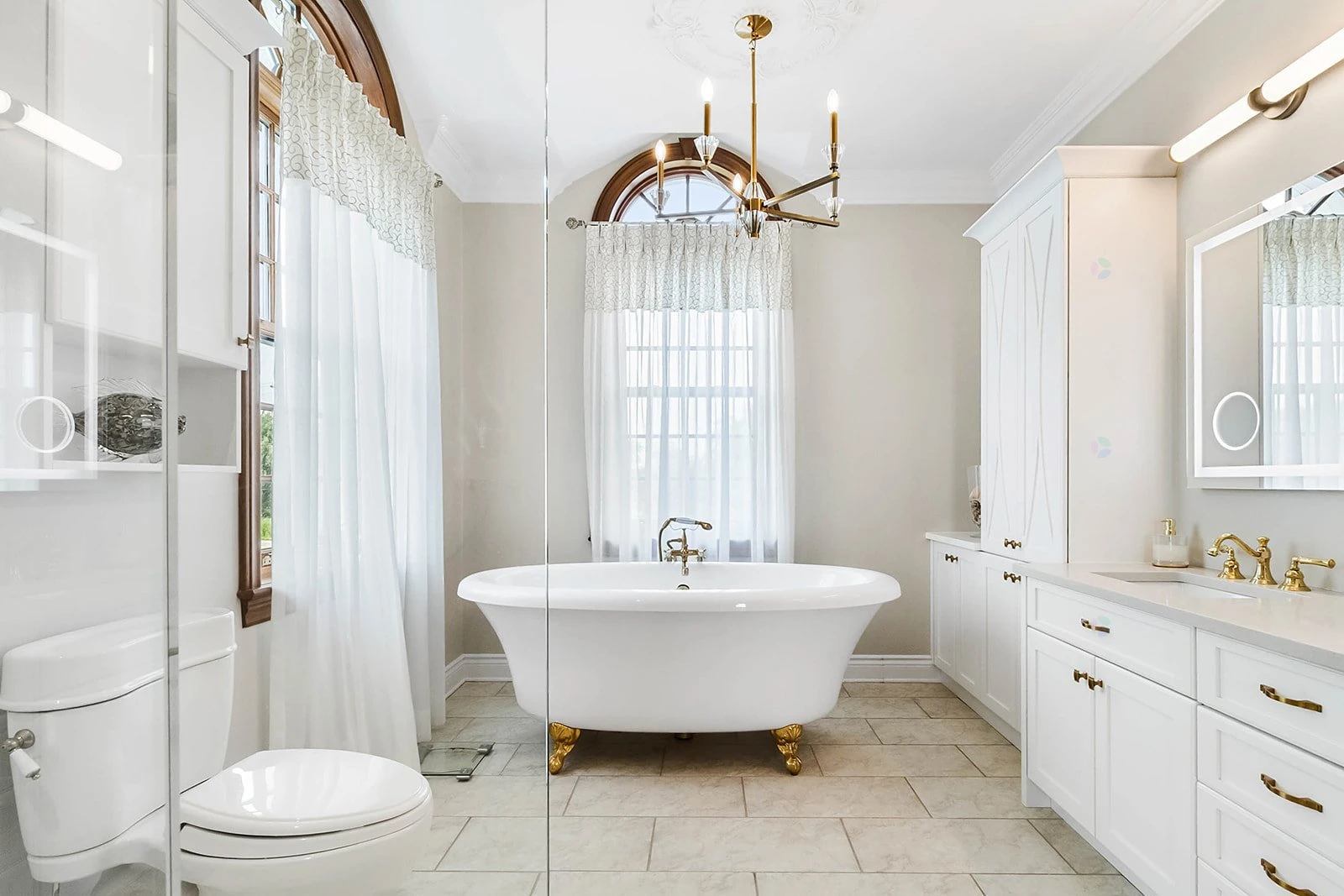 Salle de bains attenante à la CCP Salle de bains attenante à la CCP,