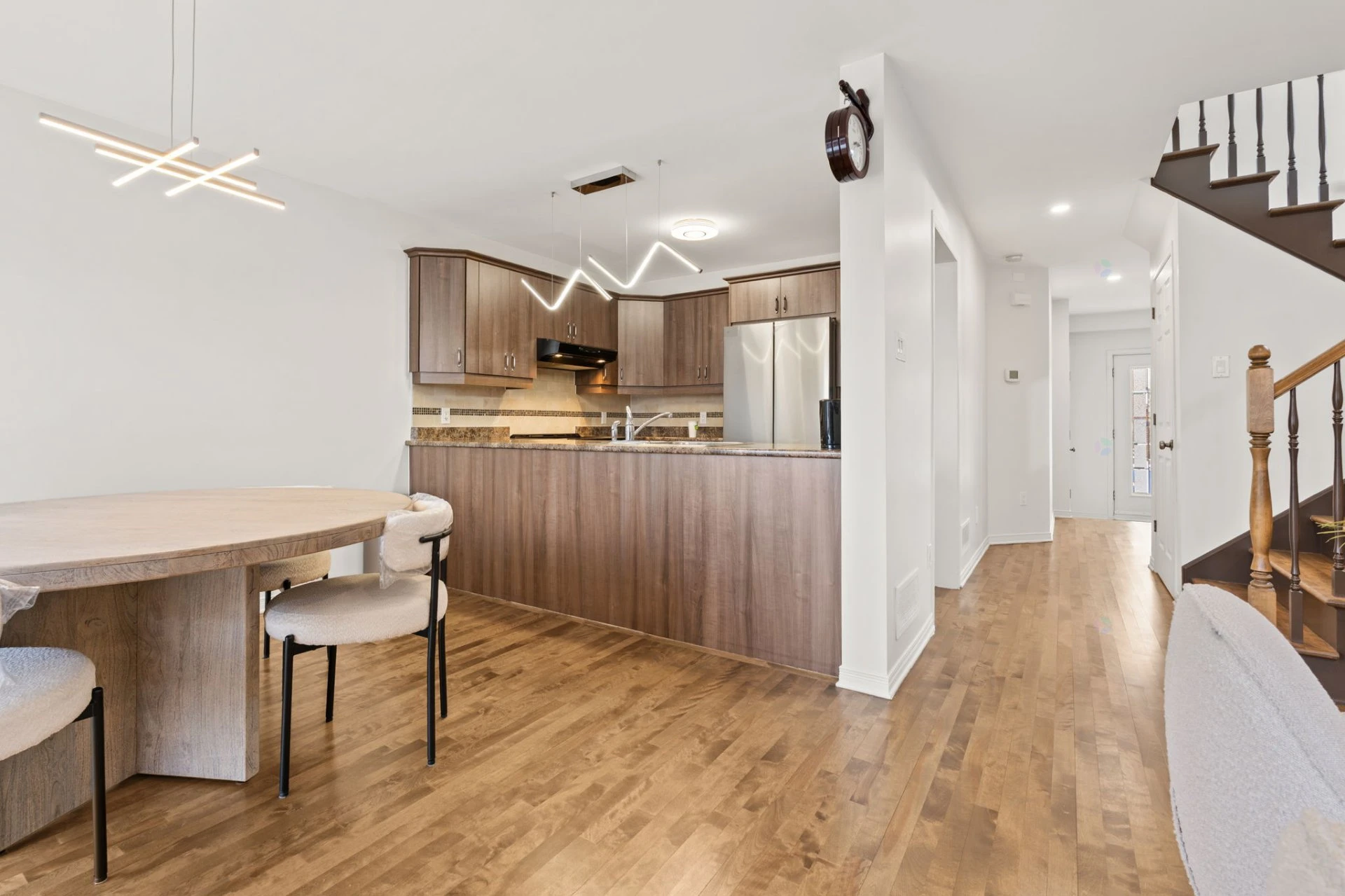 Salle à manger Salle à manger,