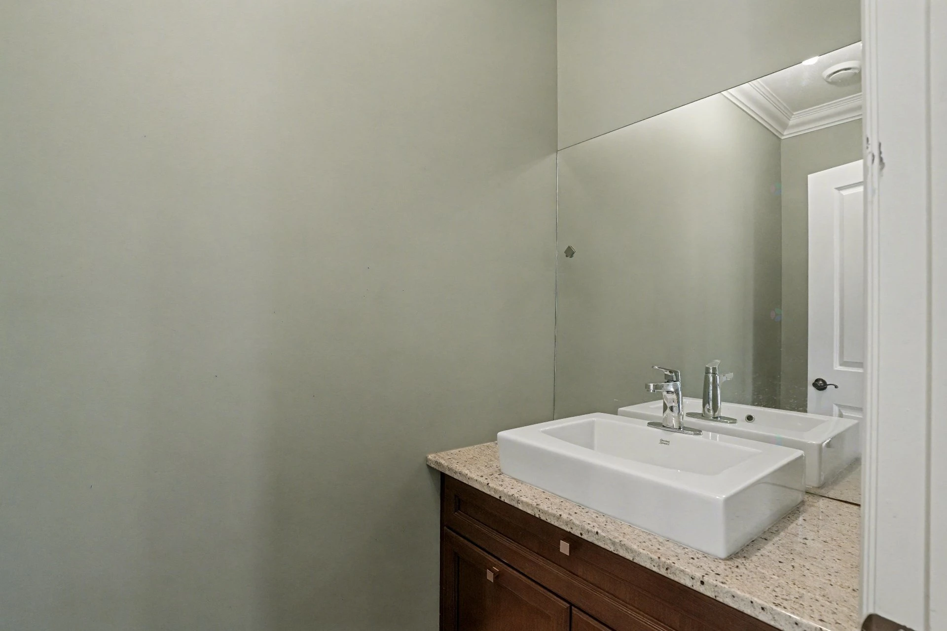 Salle d’eau Salle d'eau,