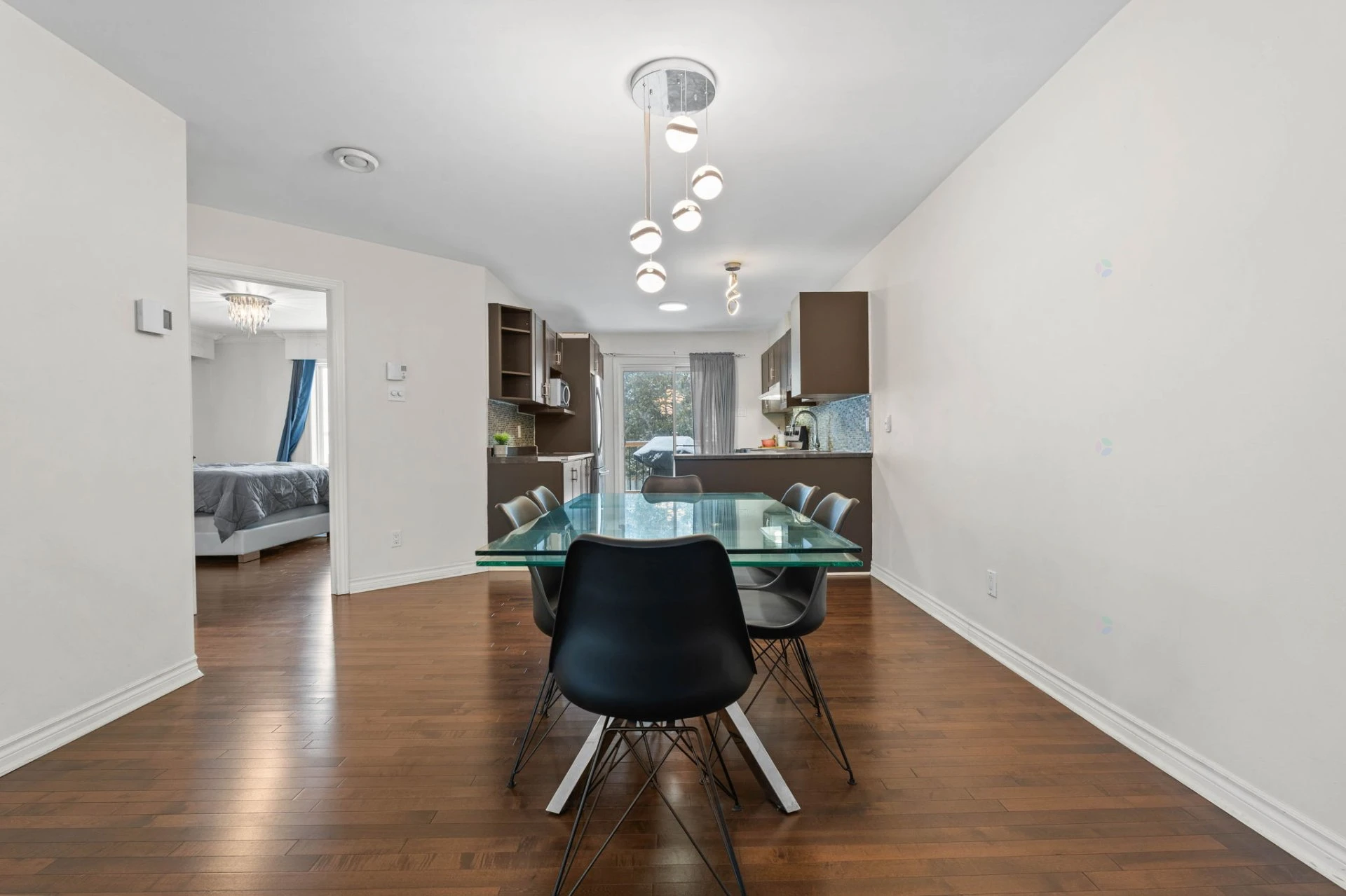 Salle à manger Salle à manger,