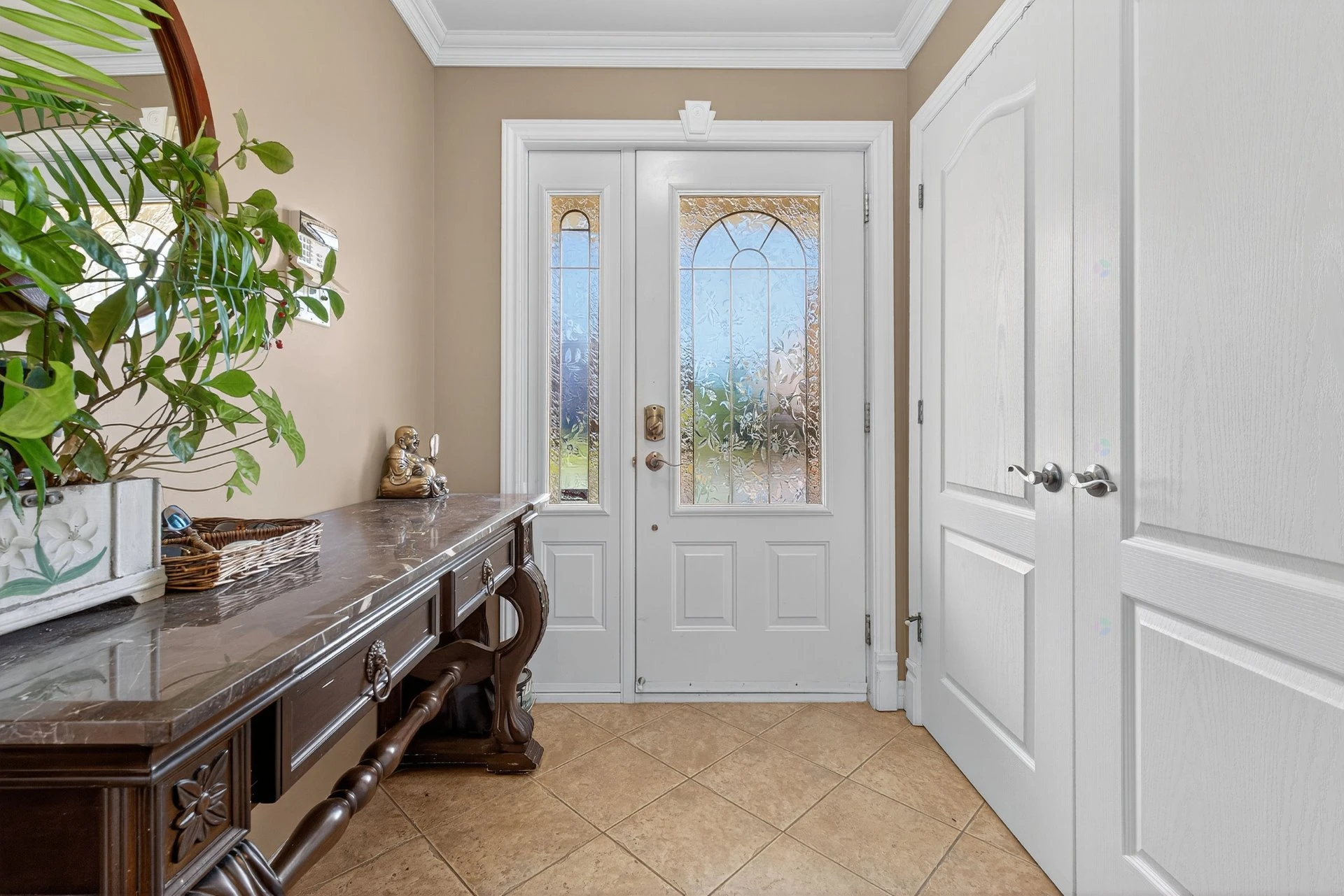 Hall d’entrée/Vestibule Hall d'entrée/Vestibule,