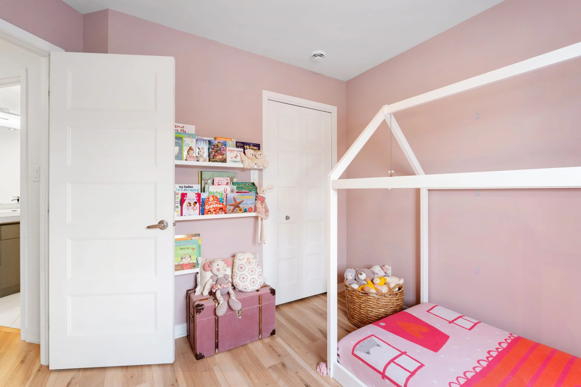 Chambre à coucher Chambre à coucher,