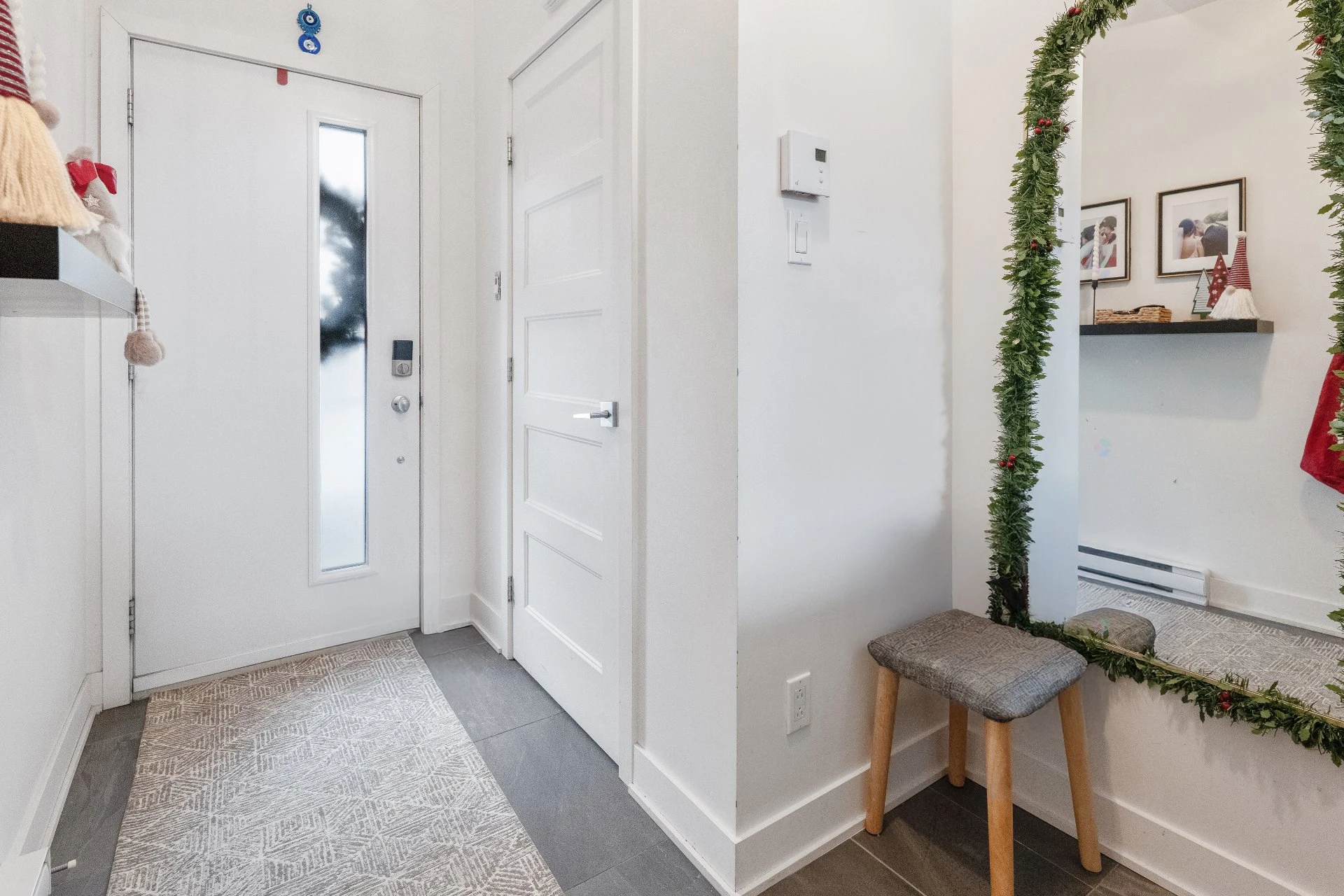 Hall d’entrée/Vestibule Hall d'entrée/Vestibule,