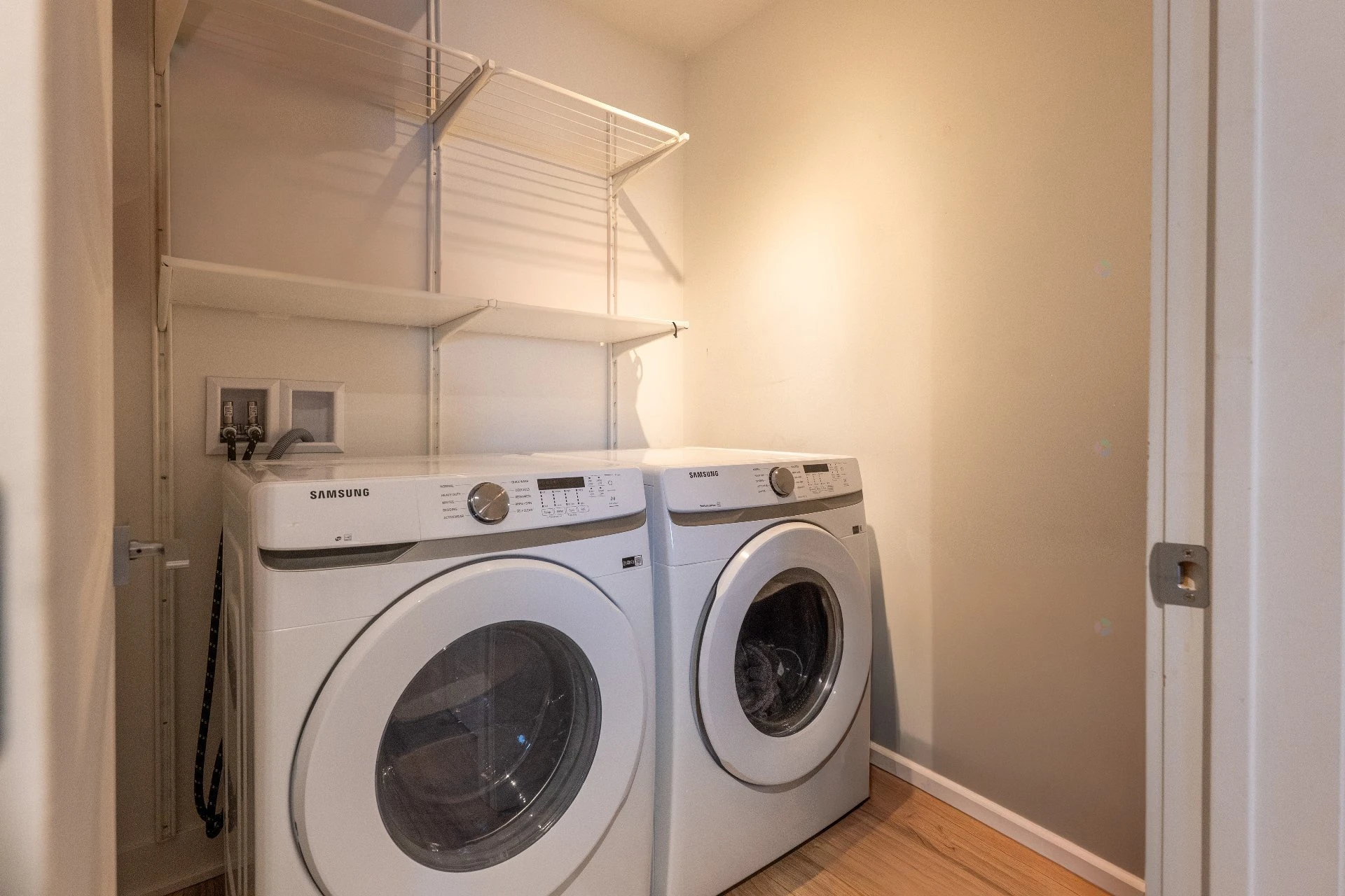 Salle de lavage Salle de lavage,