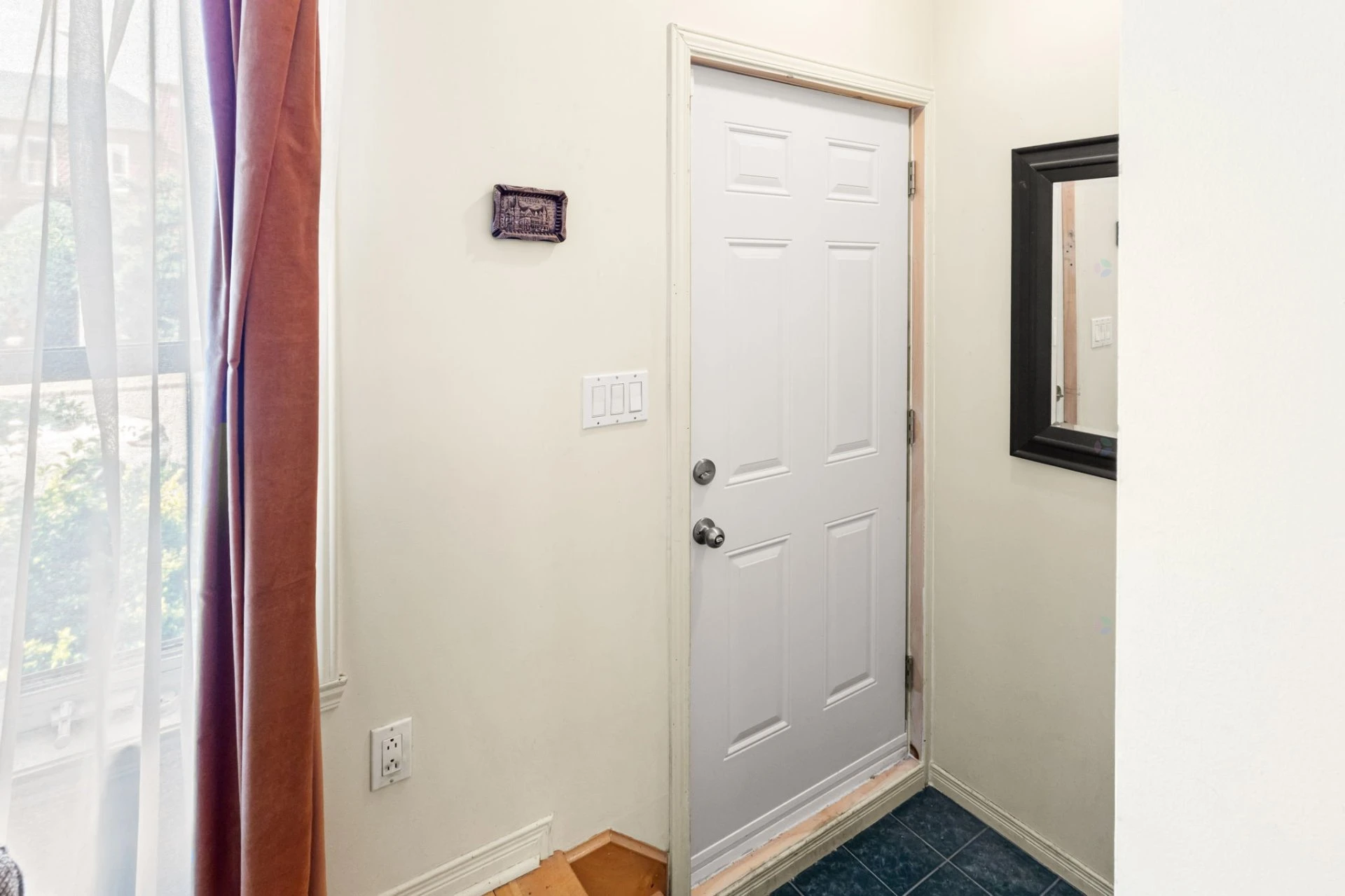 Hall d’entrée/Vestibule Hall d'entrée/Vestibule,