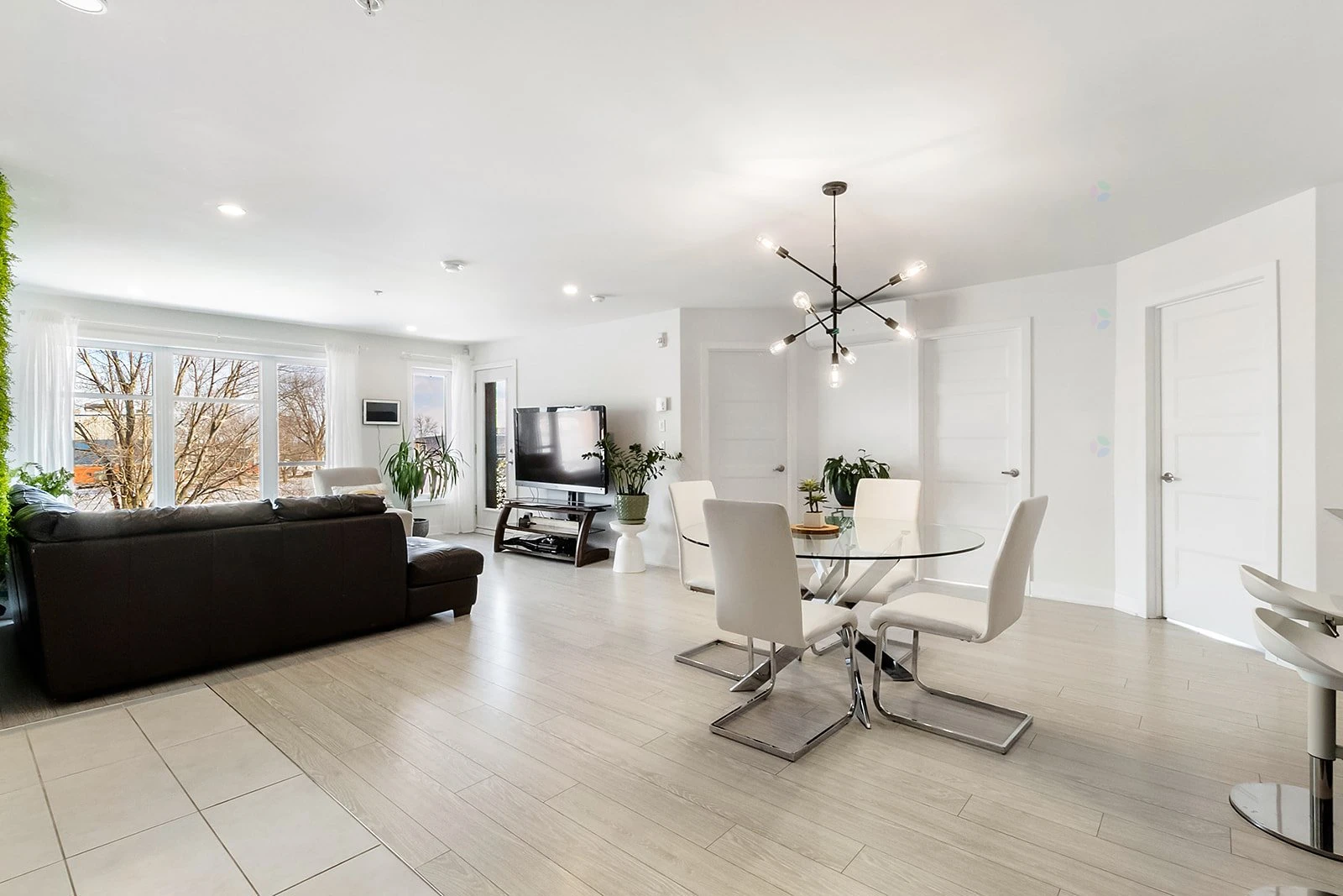 Salle à manger Salle à manger,