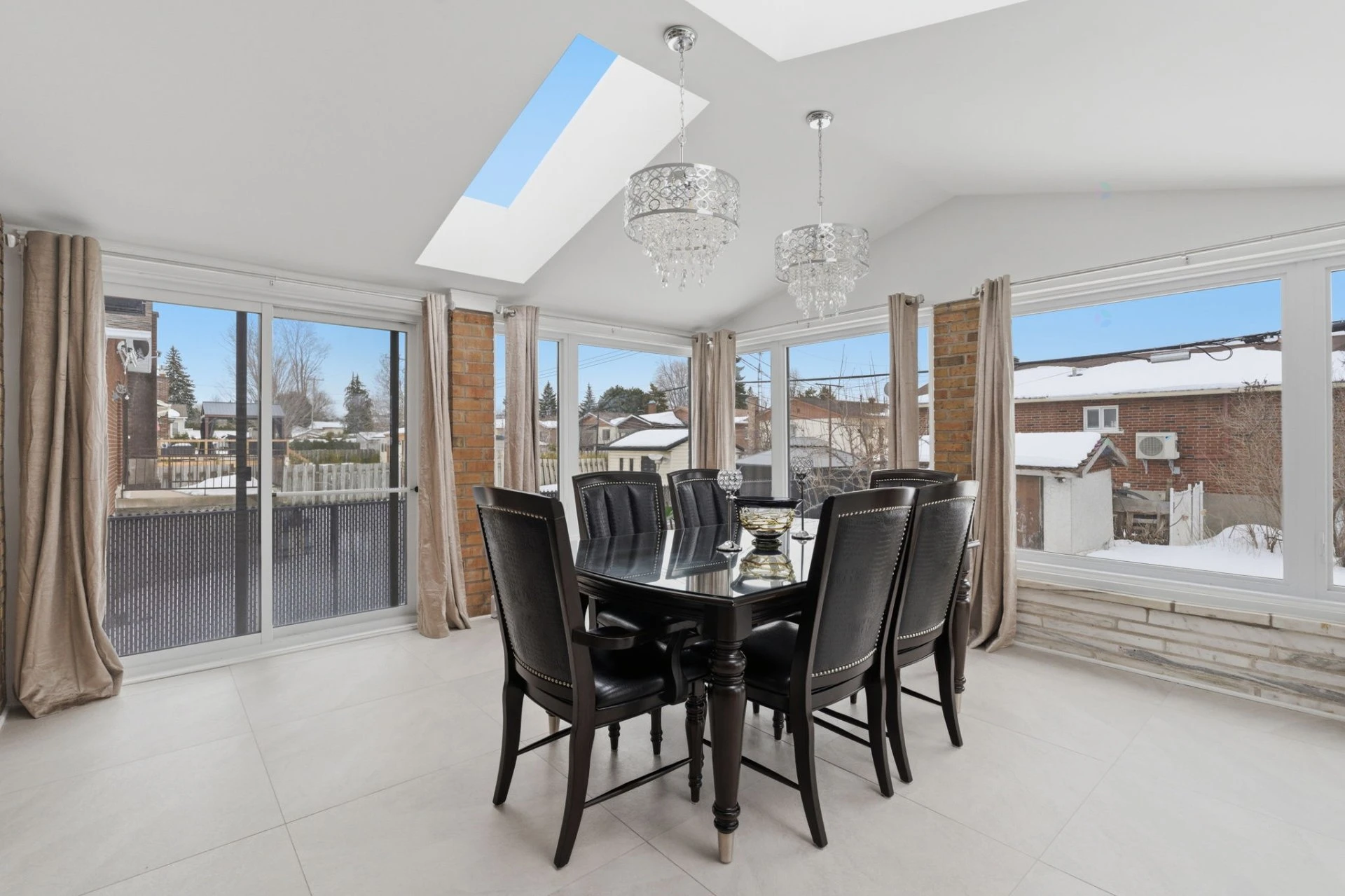 Salle à manger Salle à manger,