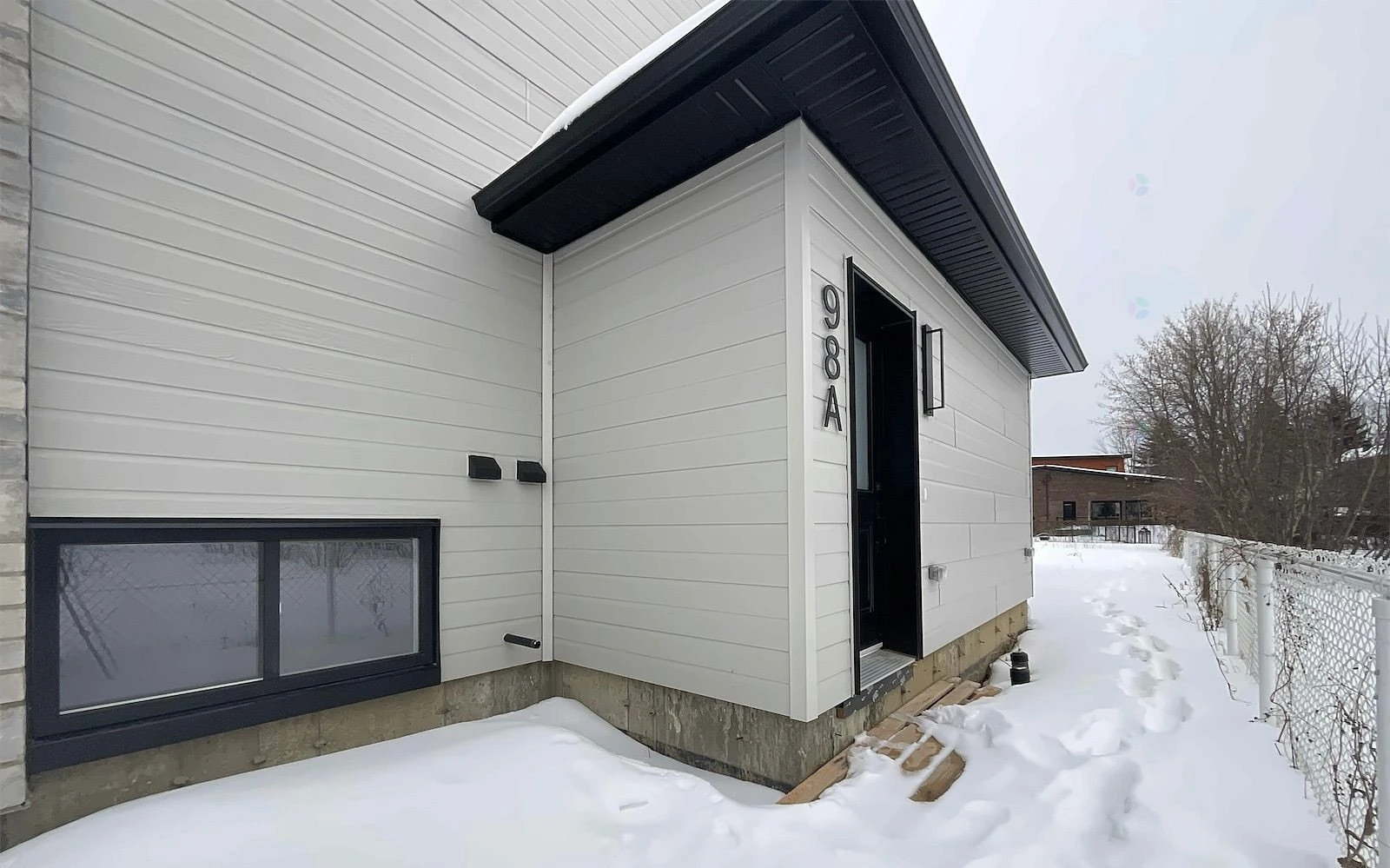 Entrée extérieure Entrée extérieure,