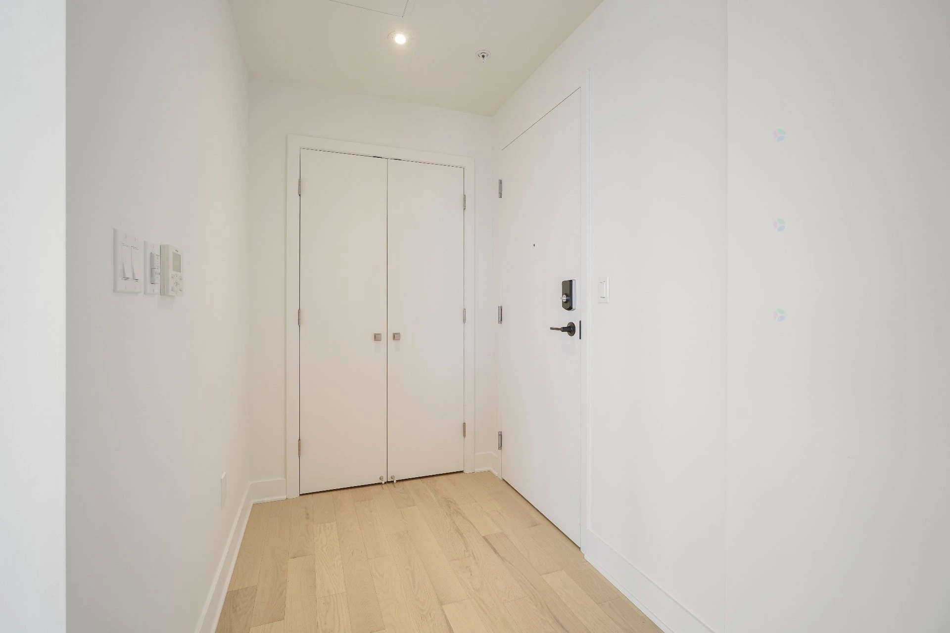 Hall d’entrée/Vestibule Hall d'entrée/Vestibule,