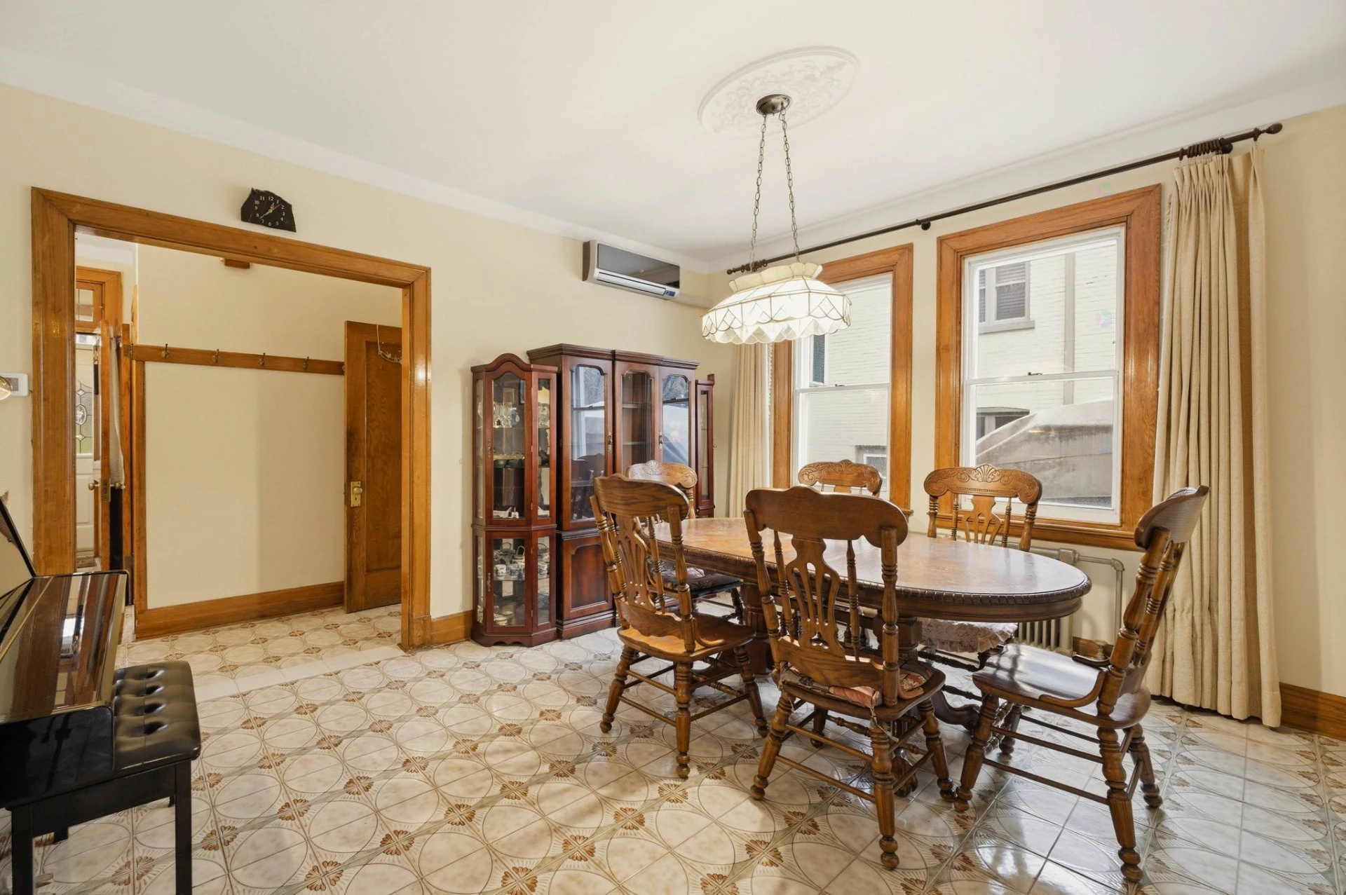 Salle à manger Salle à manger,