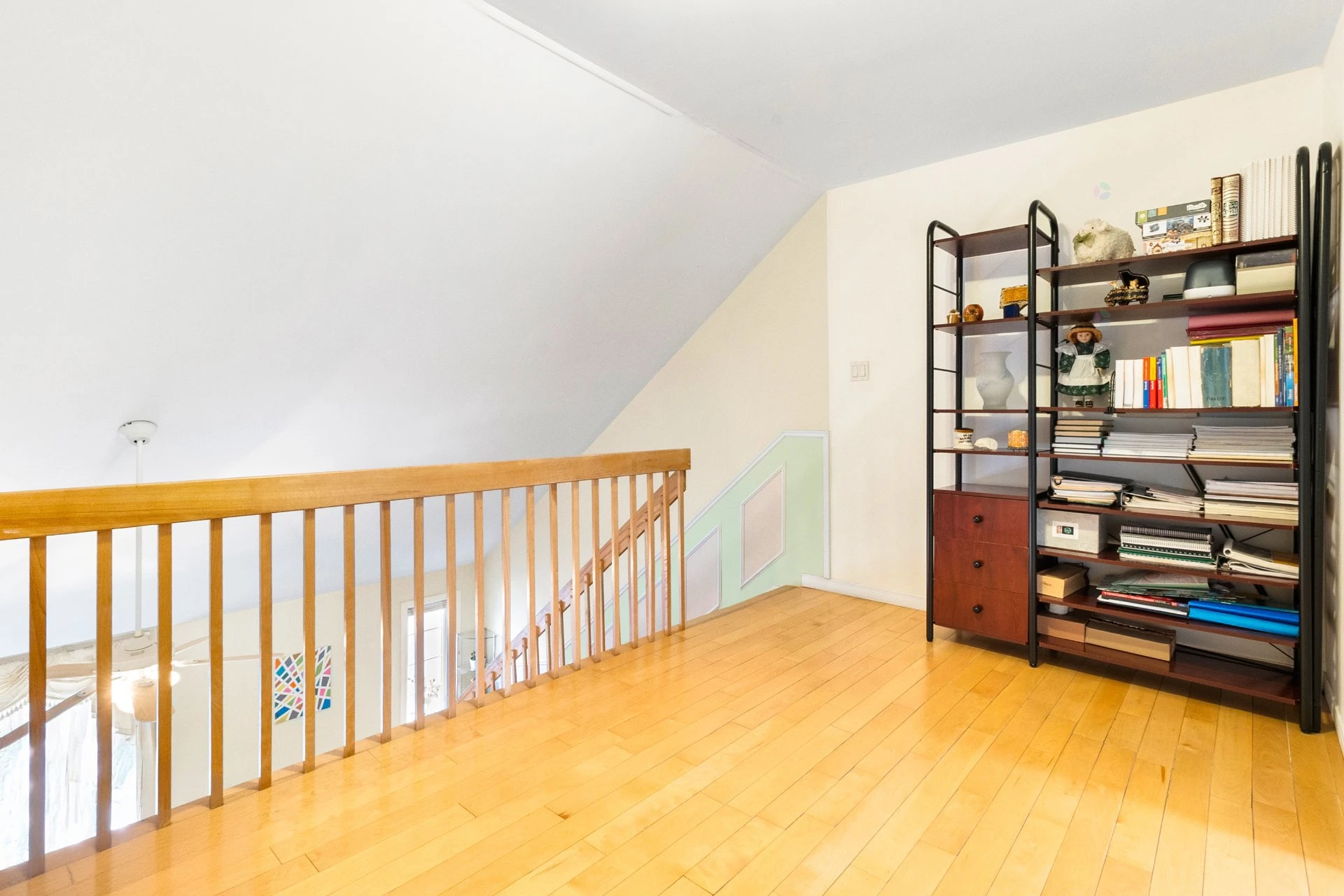 Mezzanine Mezzanine,