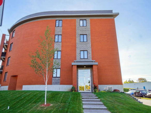 Frontage,