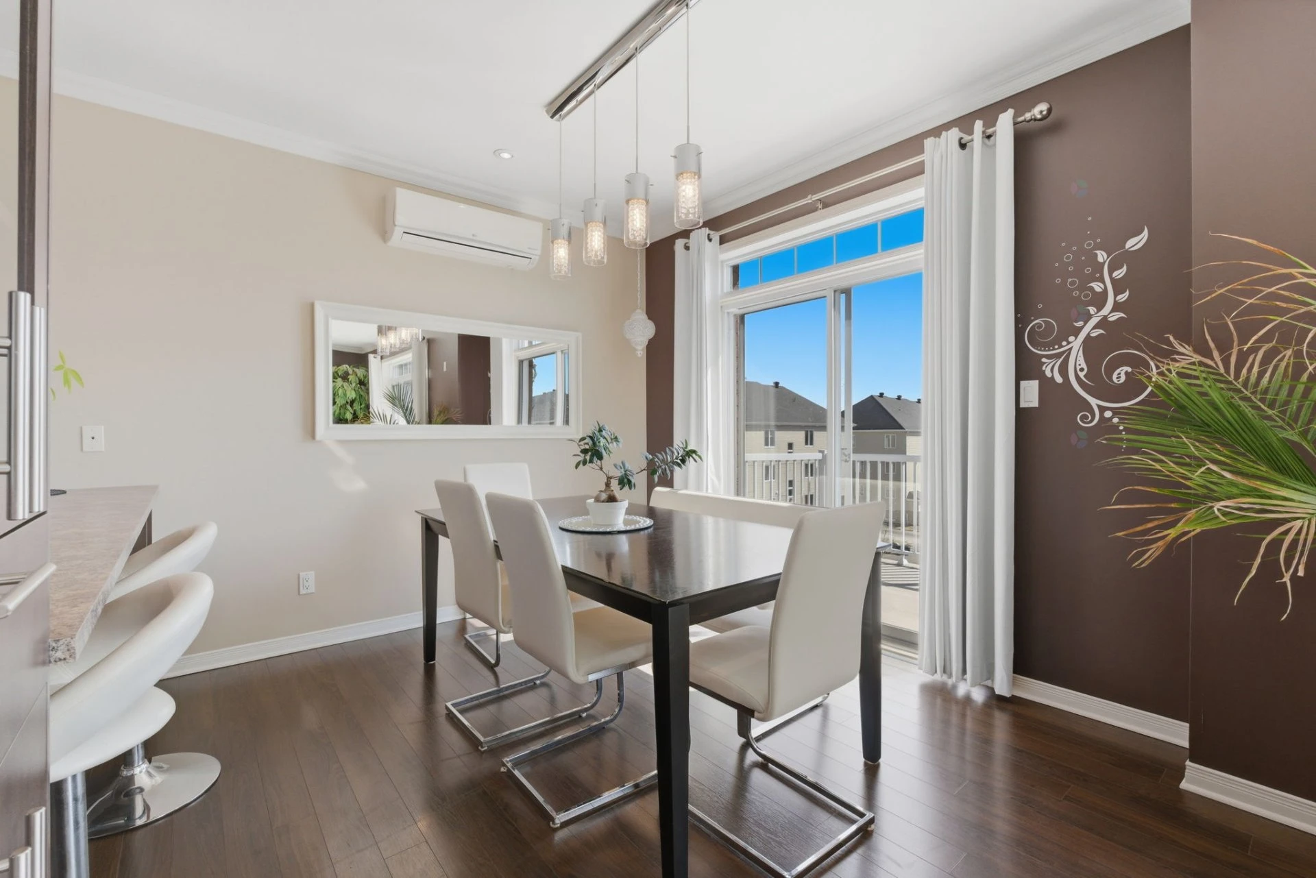 Salle à manger Salle à manger,