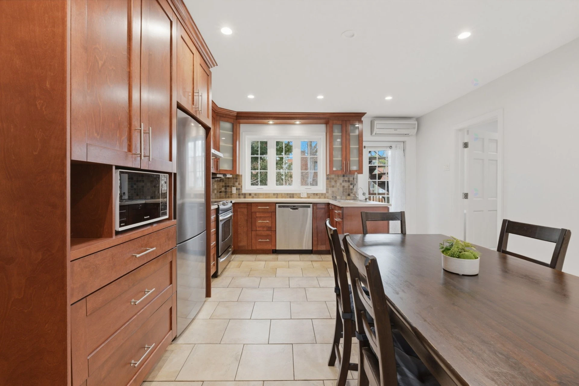 Salle à manger Salle à manger,