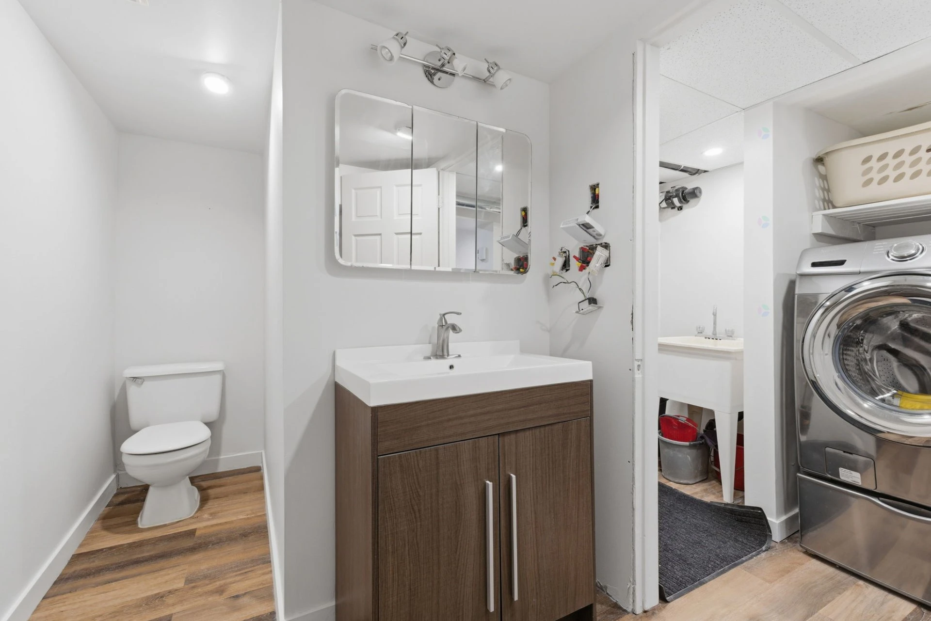 Salle d’eau Salle d'eau,