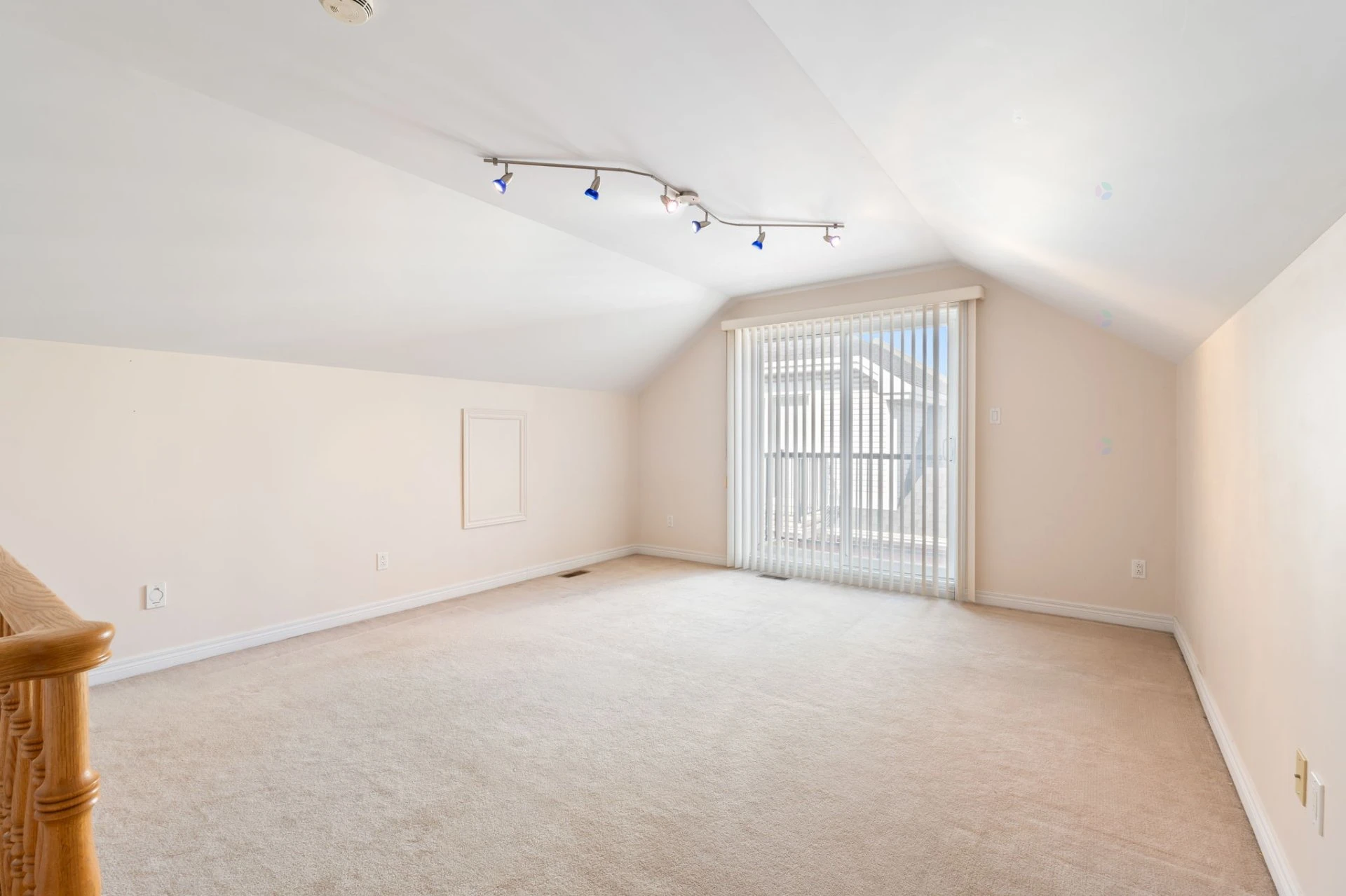 Mezzanine Mezzanine,