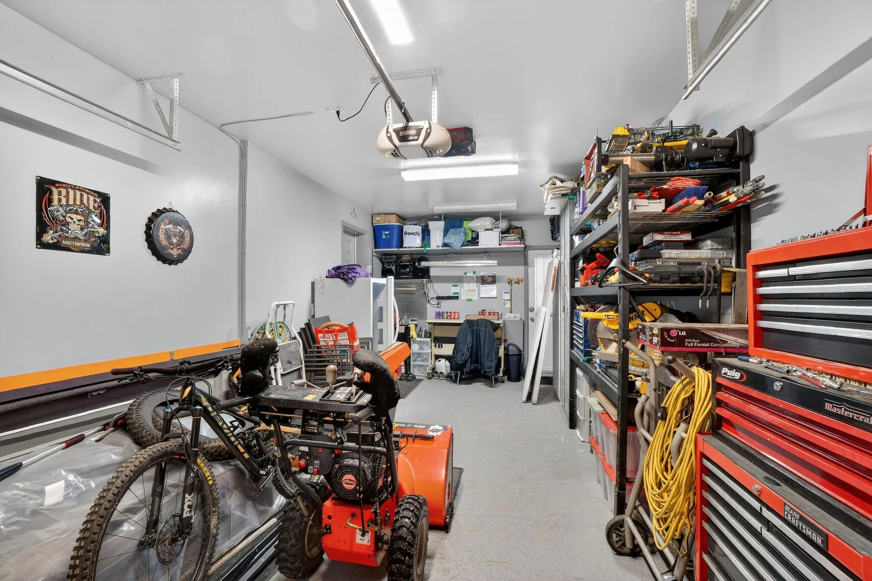 Garage Garage,